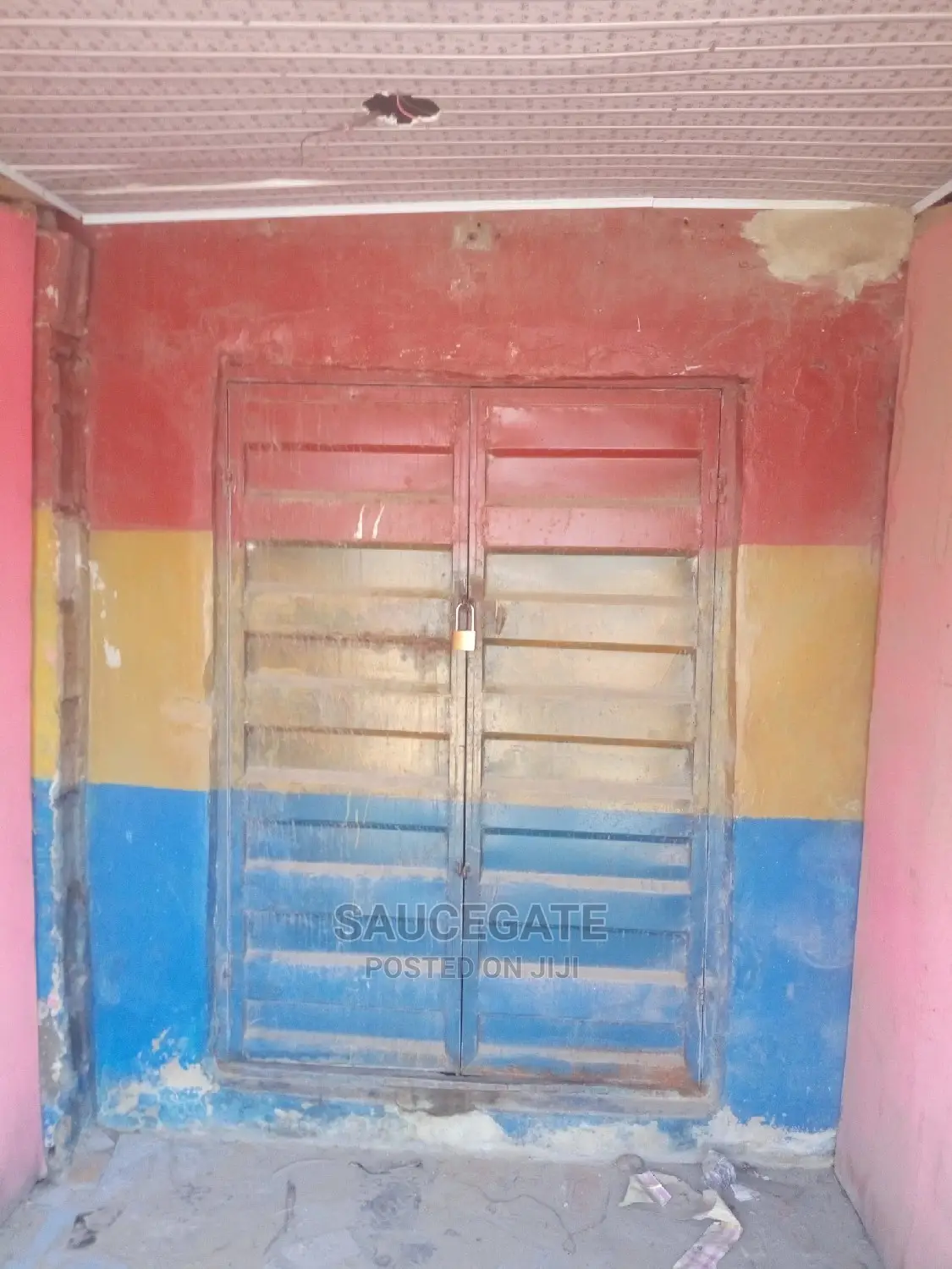 Big Shop to Let in Amuwo Odofin in Amuwo-Odofin