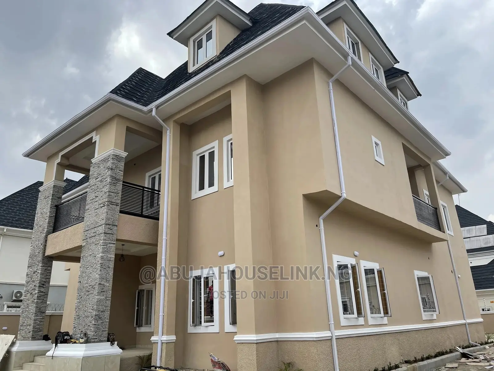 Furnished 7bdrm Duplex in Efab Metropolis, Gwarinpa for sale in Gwarinpa