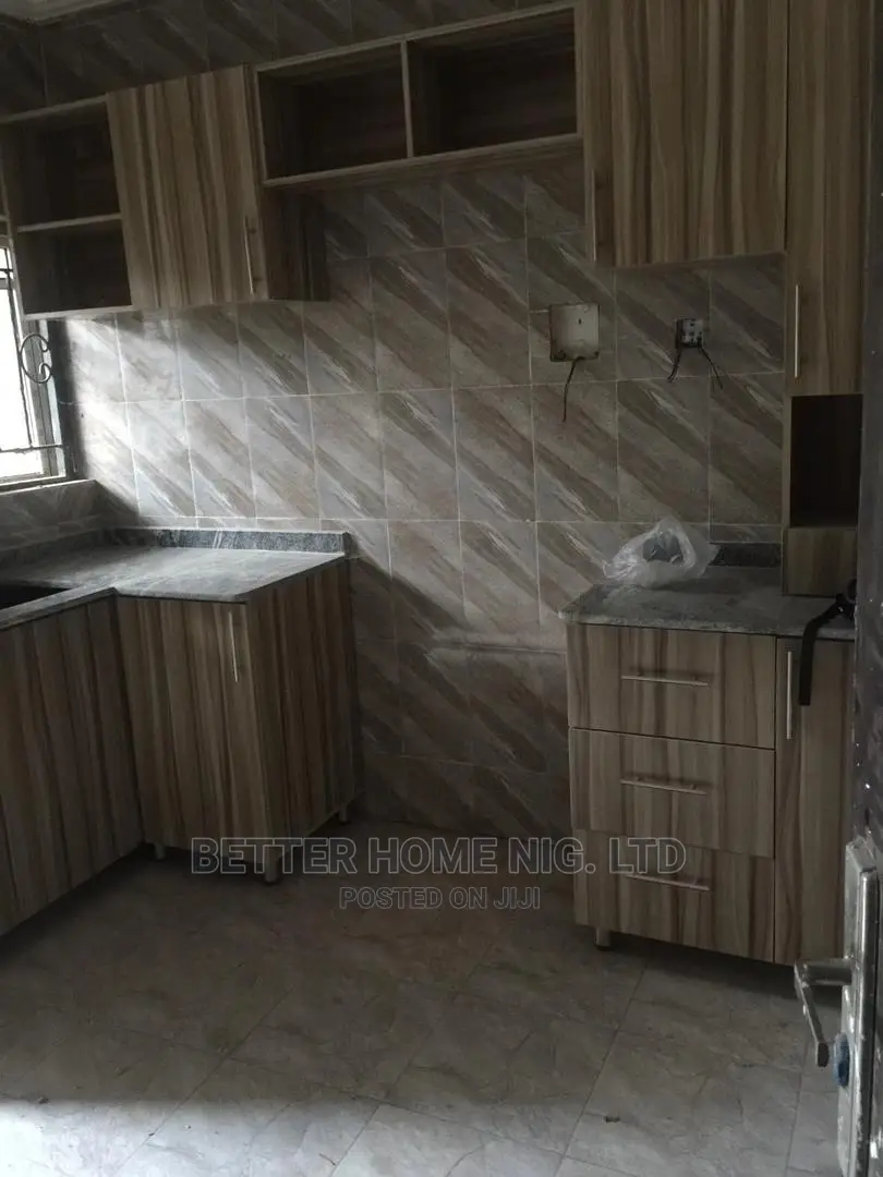 Furnished 3bdrm Block of Flats in Rainbow Estate, Odo Ona for rent in Odo Ona