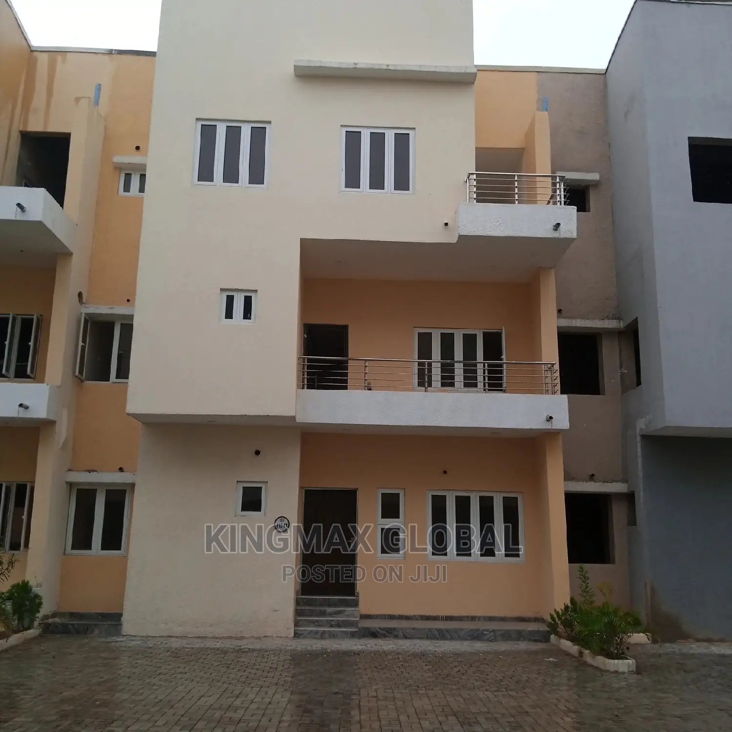 6bdrm Duplex in Wuye for rent in Wuye