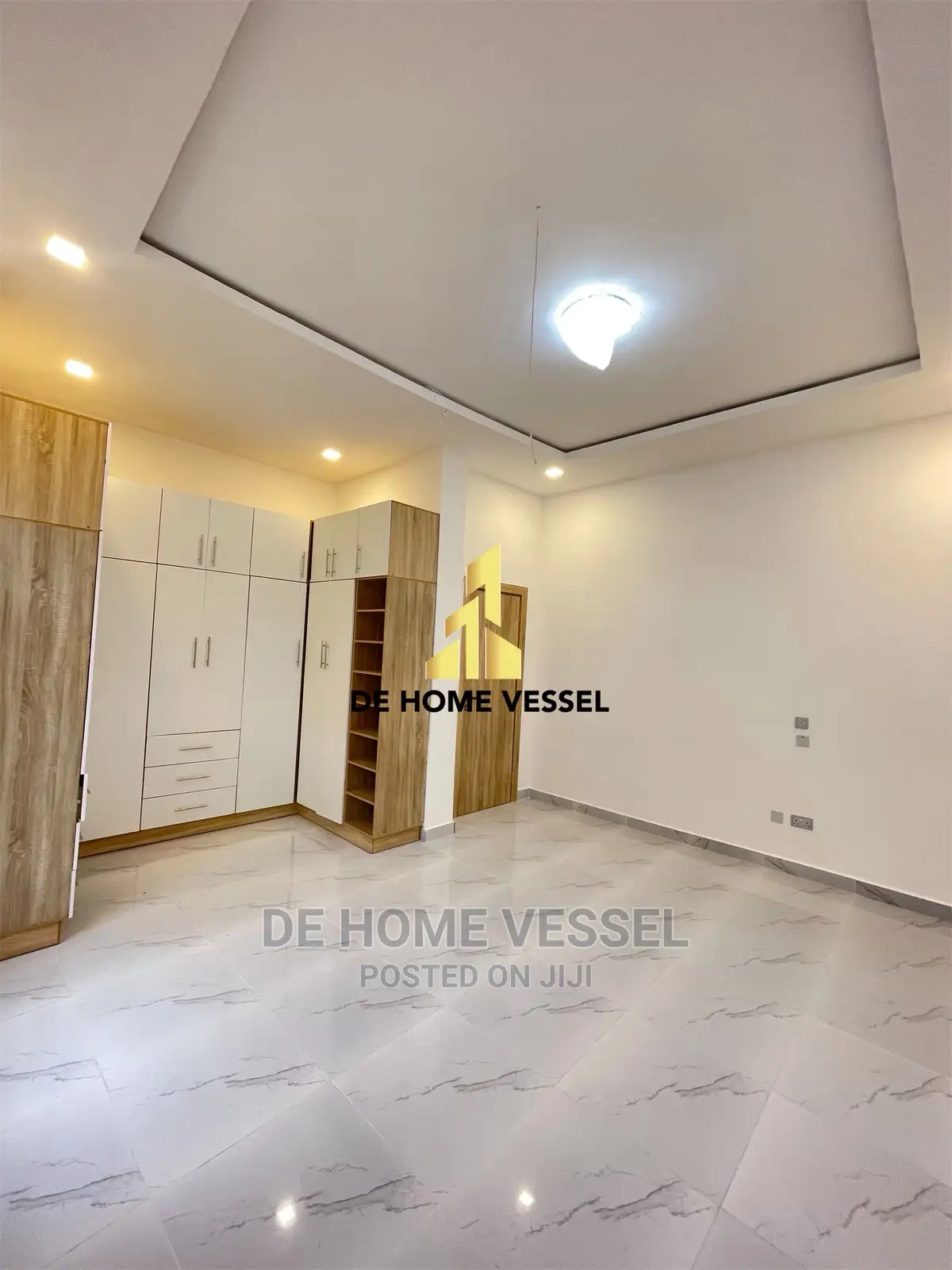 5bdrm Duplex in Ologolo for Sale in Ologolo
