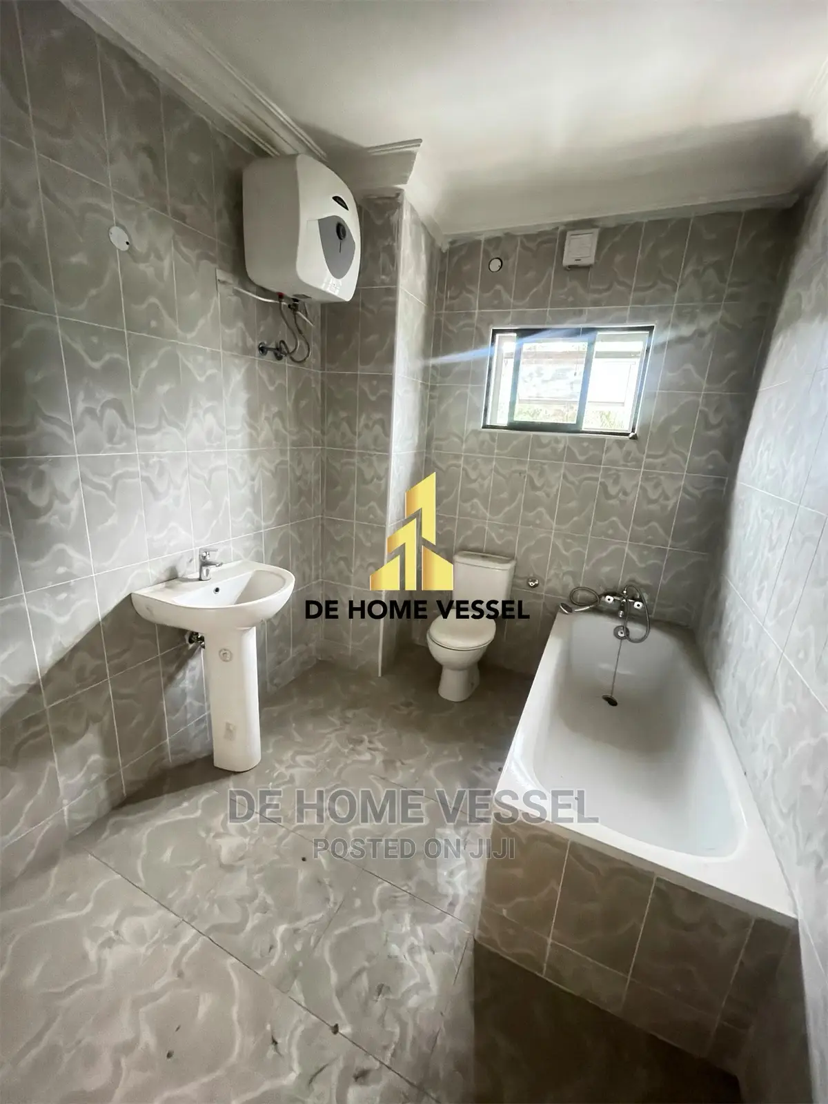 3bdrm Block of Flats in Old Ikoyi for Sale in Old Ikoyi