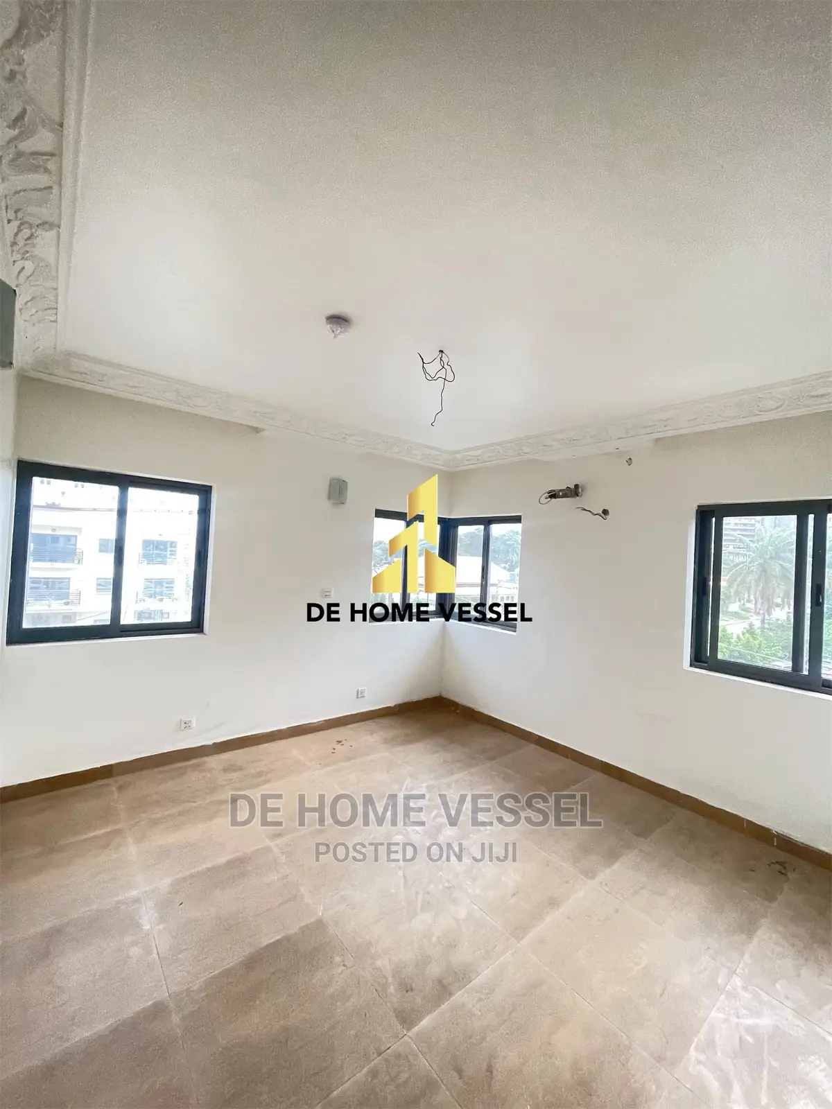 3bdrm Block of Flats in Old Ikoyi for Sale in Old Ikoyi