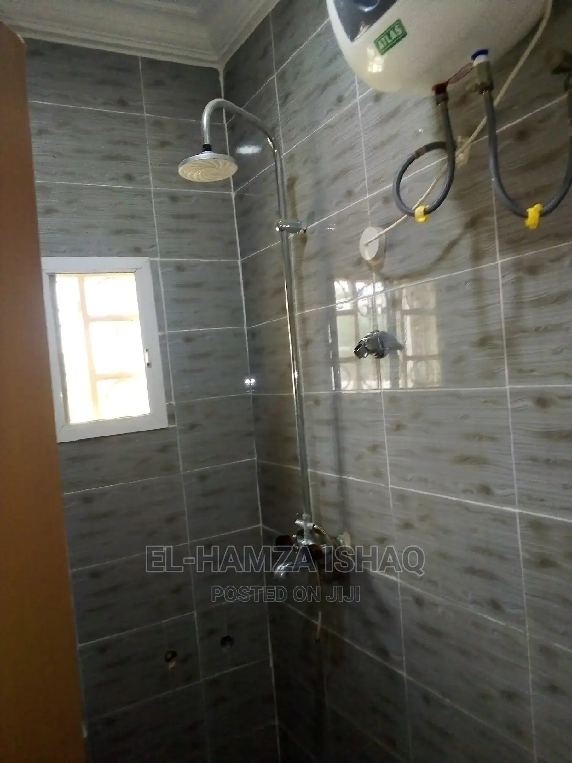 3bdrm Block of Flats in Amac, Lugbe District for sale in Lugbe District