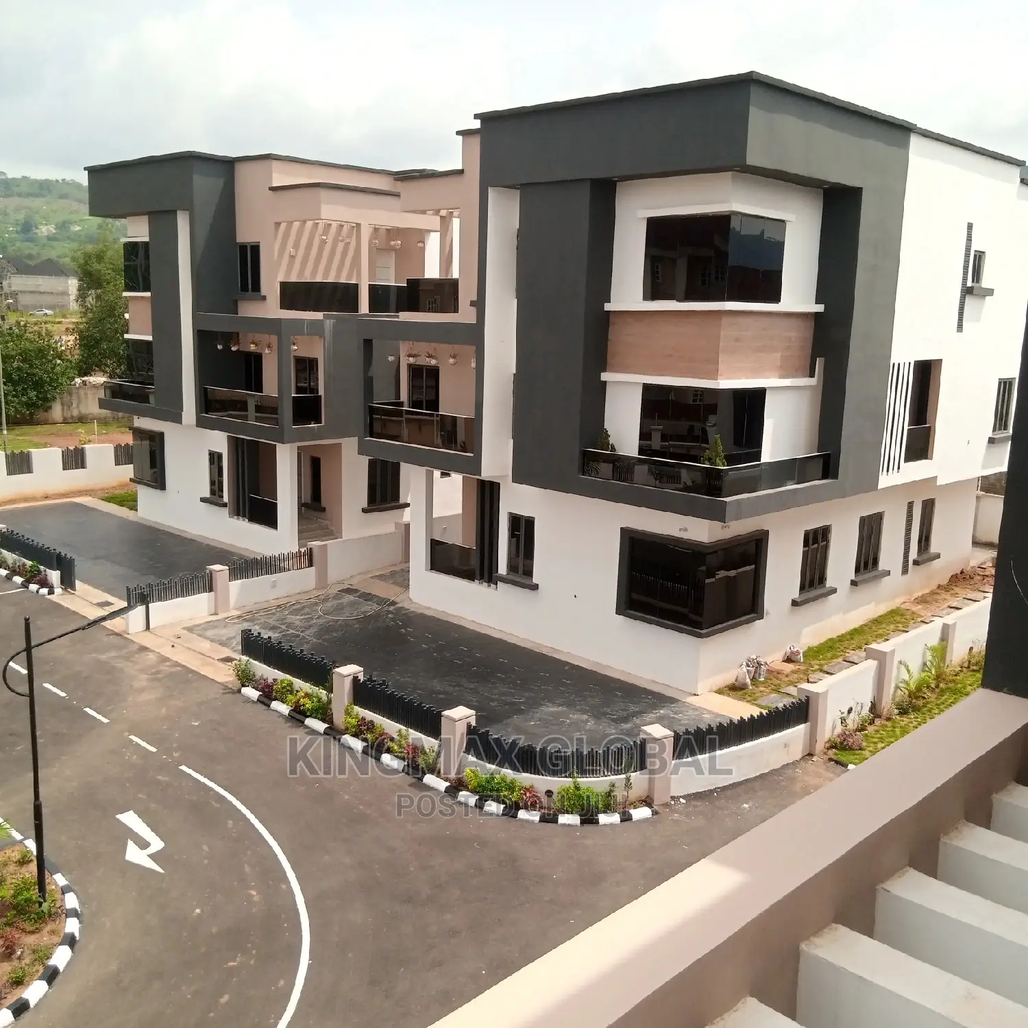 4bdrm Duplex in Katampe Extension for sale in Katampe Extension