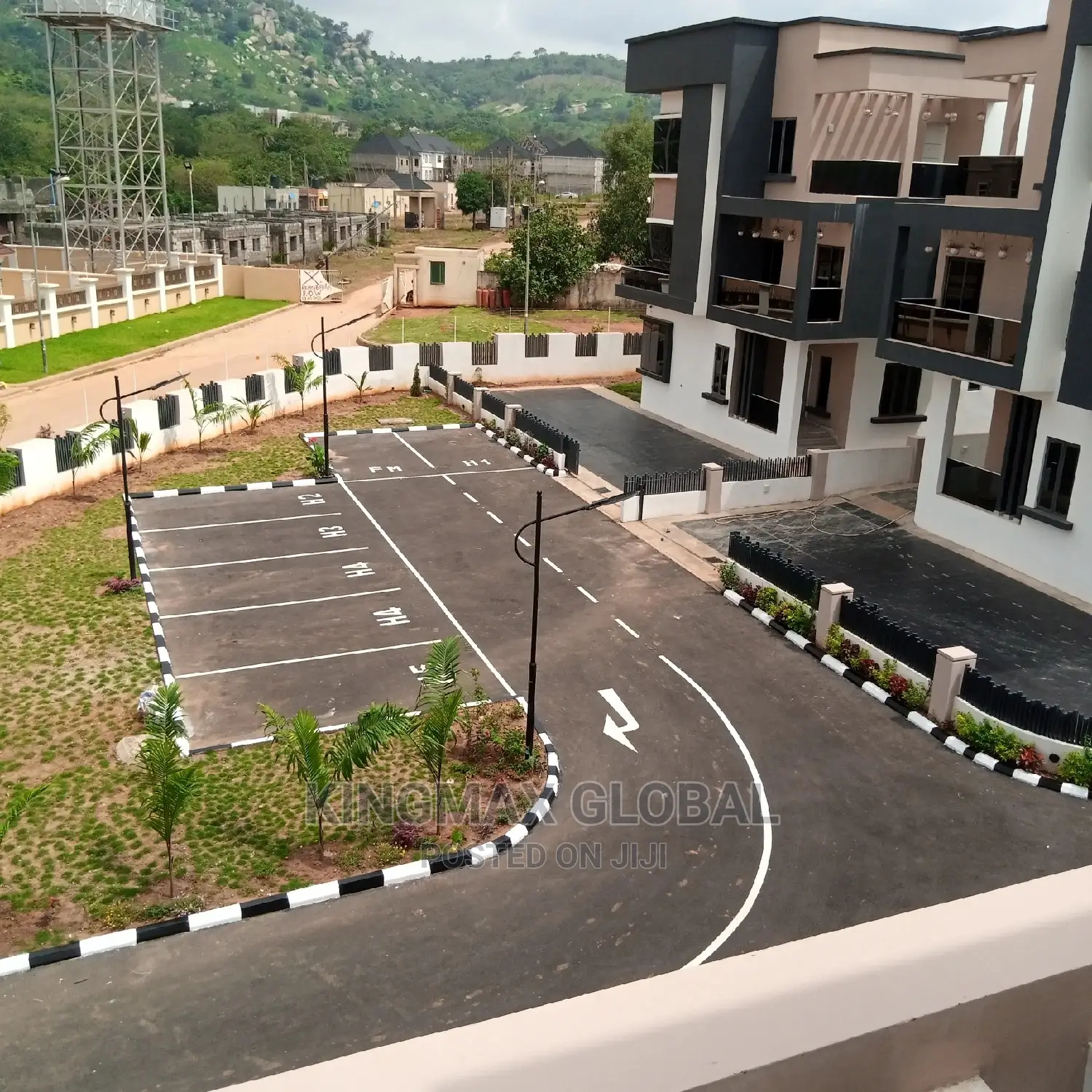 4bdrm Duplex in Katampe Extension for sale in Katampe Extension