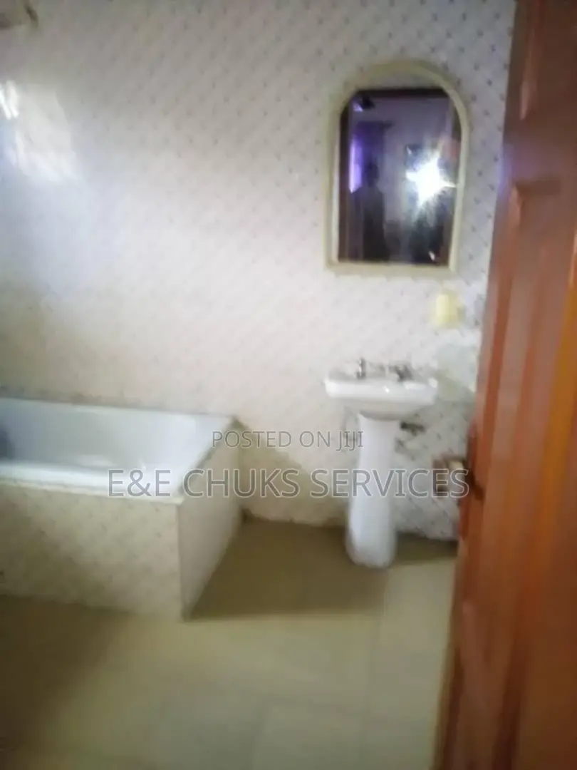 A Standard 29 Rooms Hotel in Portharcourt For Sale in Obio-Akpor