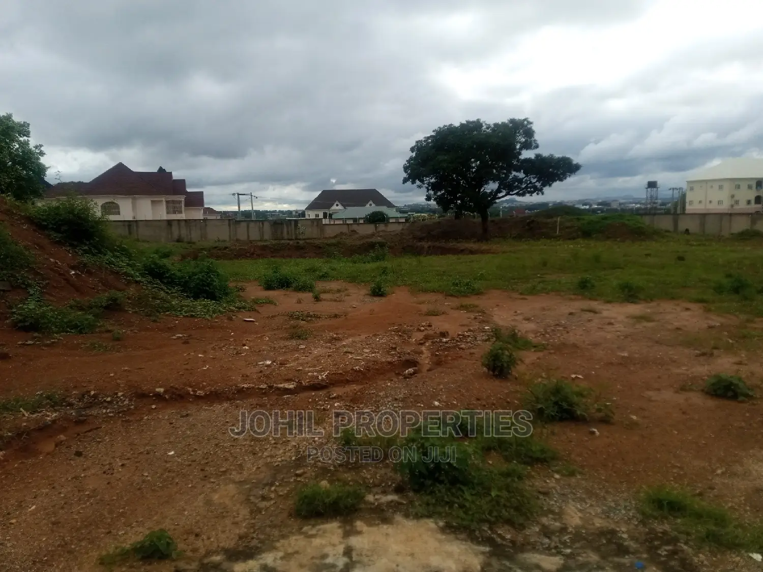 8000sqm of School Land for Sale With C of O at Wuye in Wuye