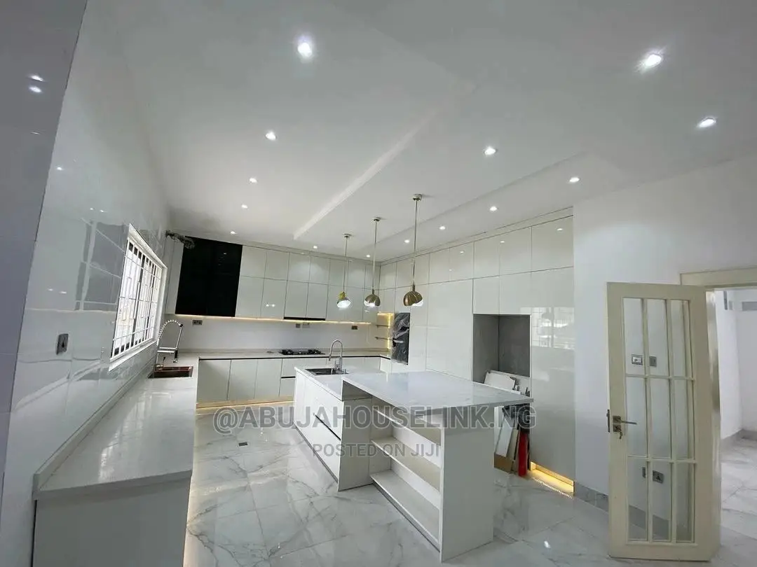 5bdrm Duplex in Efab Metropolis, Gwarinpa for sale in Gwarinpa