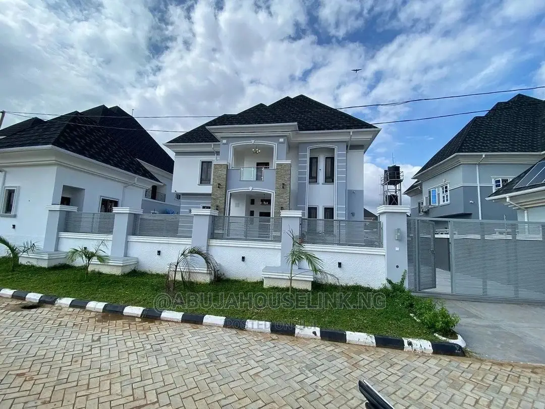 5bdrm Duplex in Efab Metropolis, Gwarinpa for sale in Gwarinpa