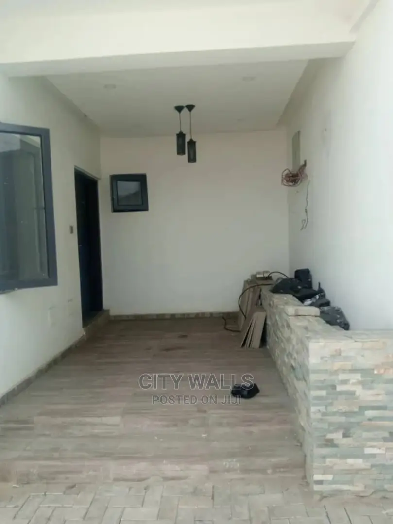 4bdrm Duplex in Ikate for Sale in Ikate