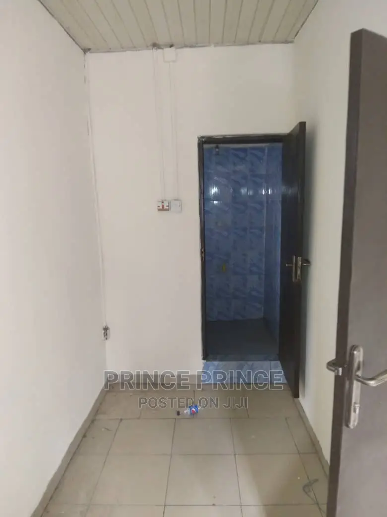 Furnished 2bdrm Block of Flats in Surulere for rent in Surulere