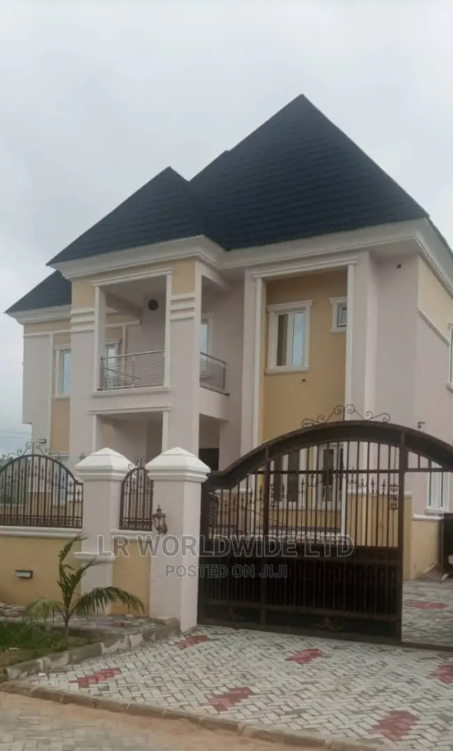 5bdrm Duplex in Efab Metropolis, Gwarinpa for sale in Gwarinpa