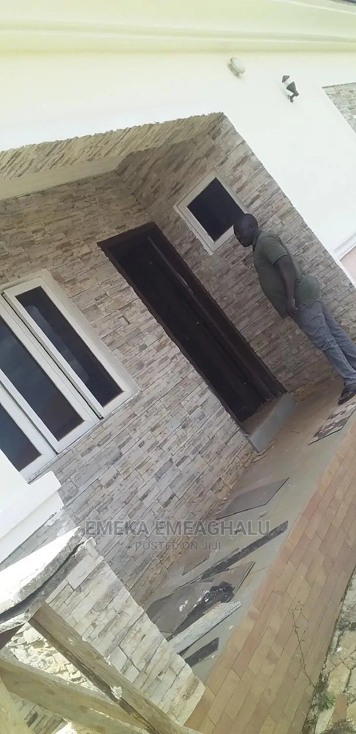 3bdrm Bungalow in Centinary City, Enugu for rent in Enugu