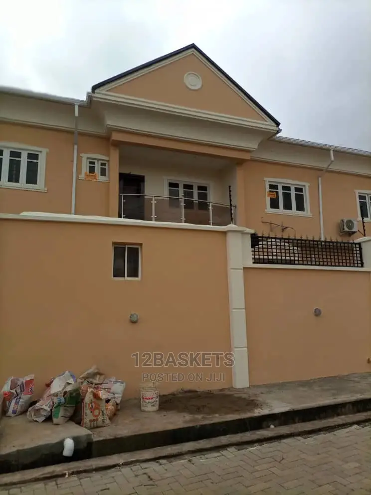Furnished 4bdrm Duplex in Magodo Phase 1 for rent in Magodo Isheri