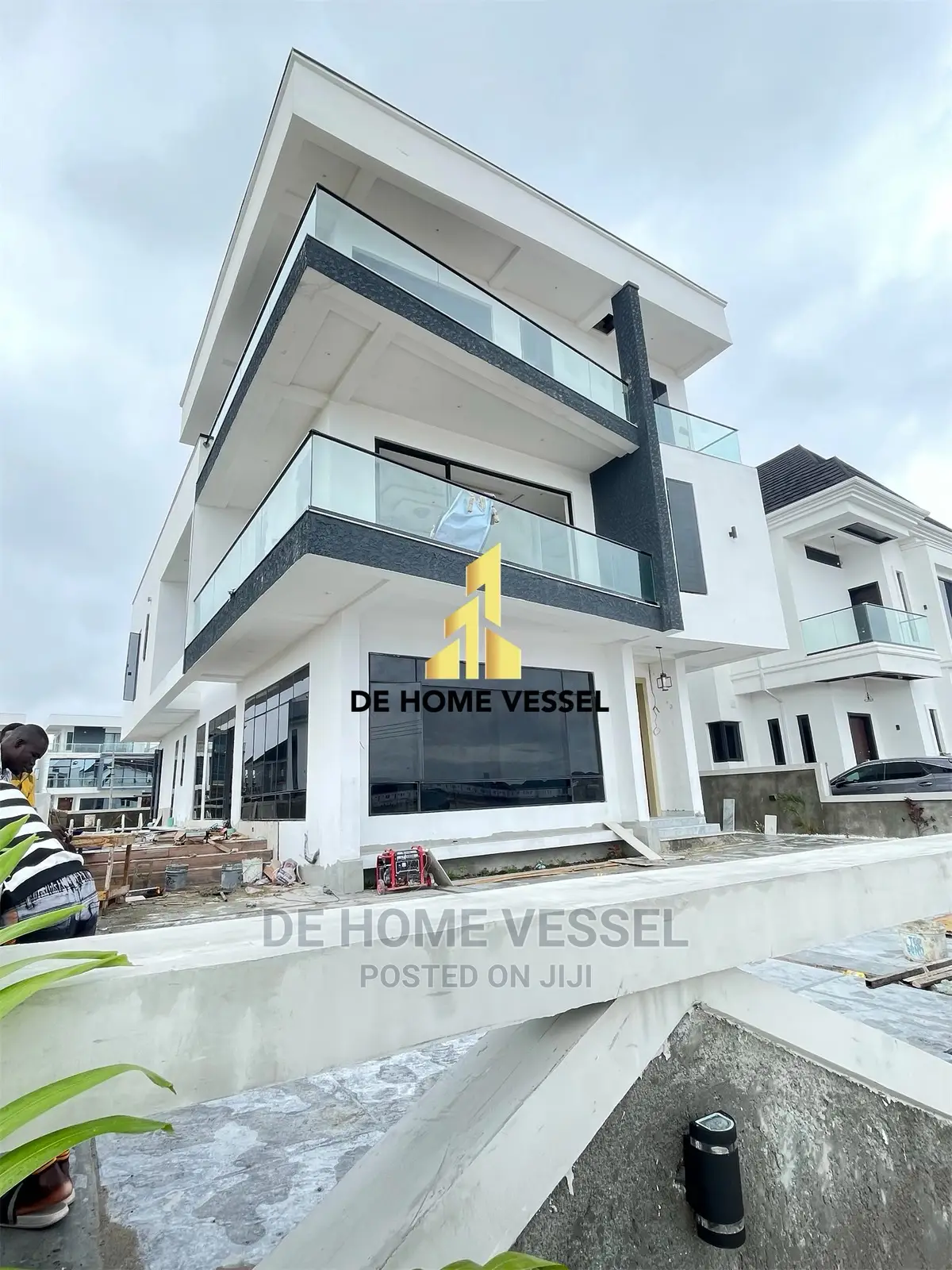 5bdrm Duplex in Lekki for Sale in Lekki