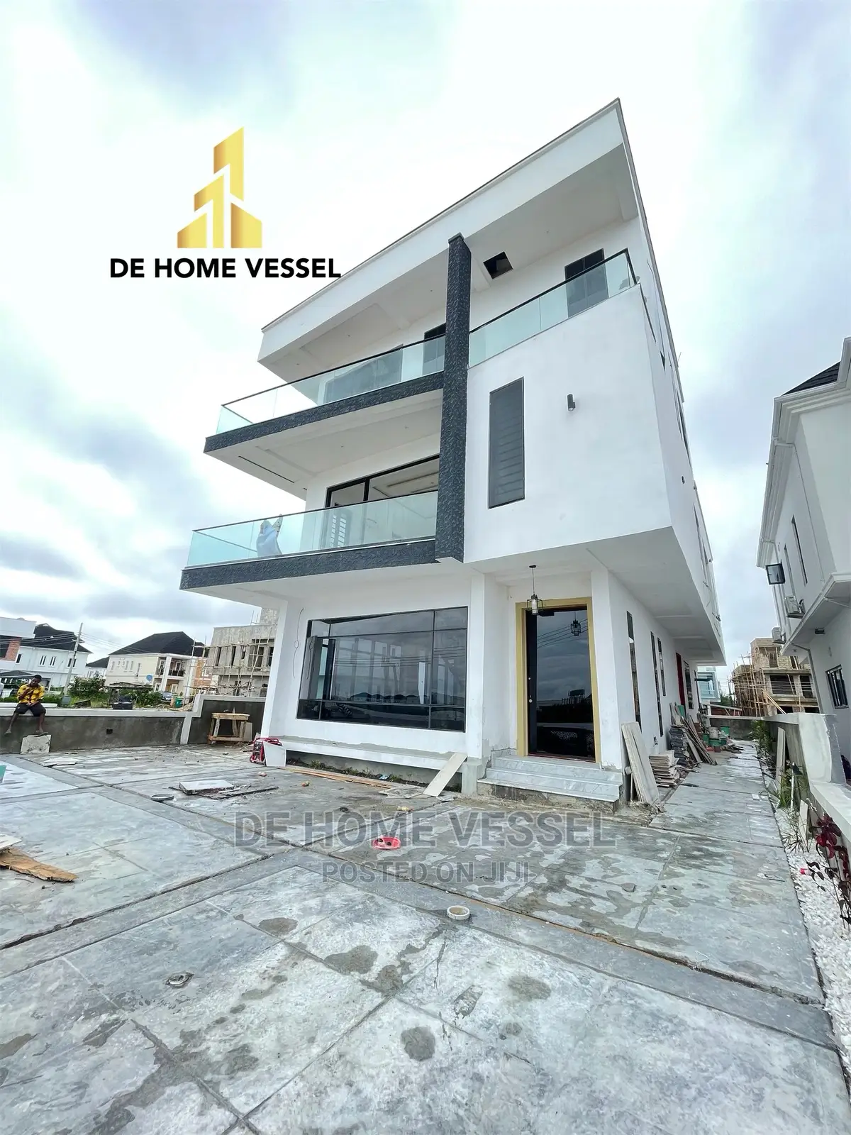5bdrm Duplex in Lekki for Sale in Lekki