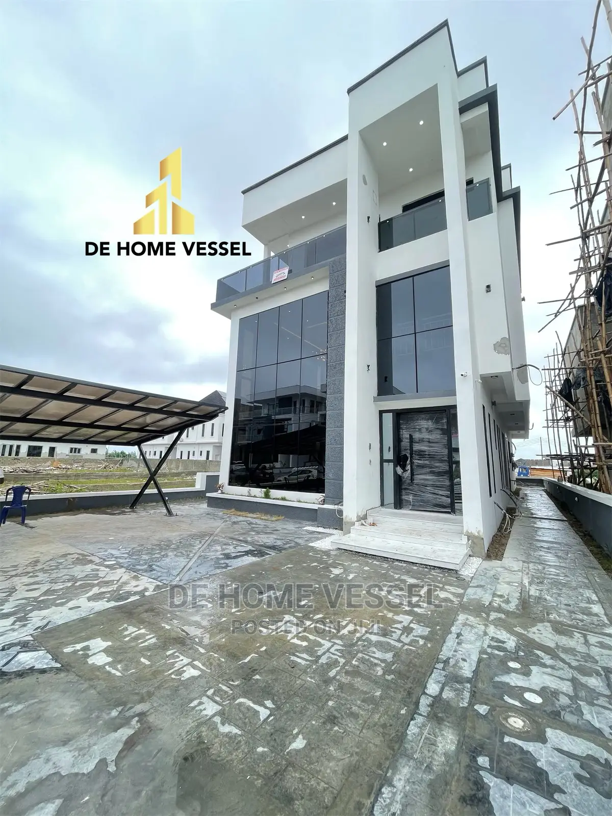 5bdrm Duplex in Lekki for Sale in Lekki
