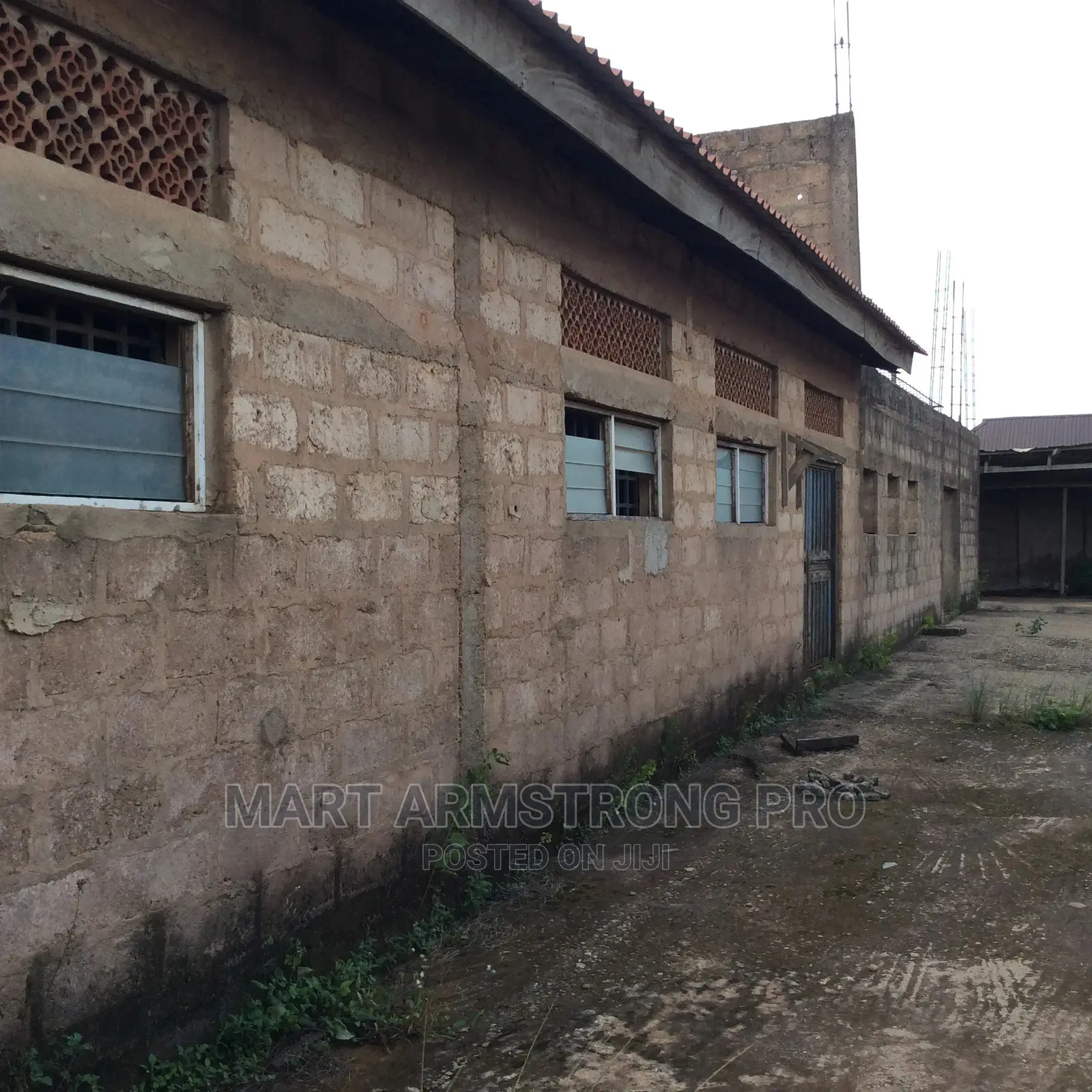 A Mini Warehouse/Factory at Ogijo Axis via Ikorodu in Ikorodu