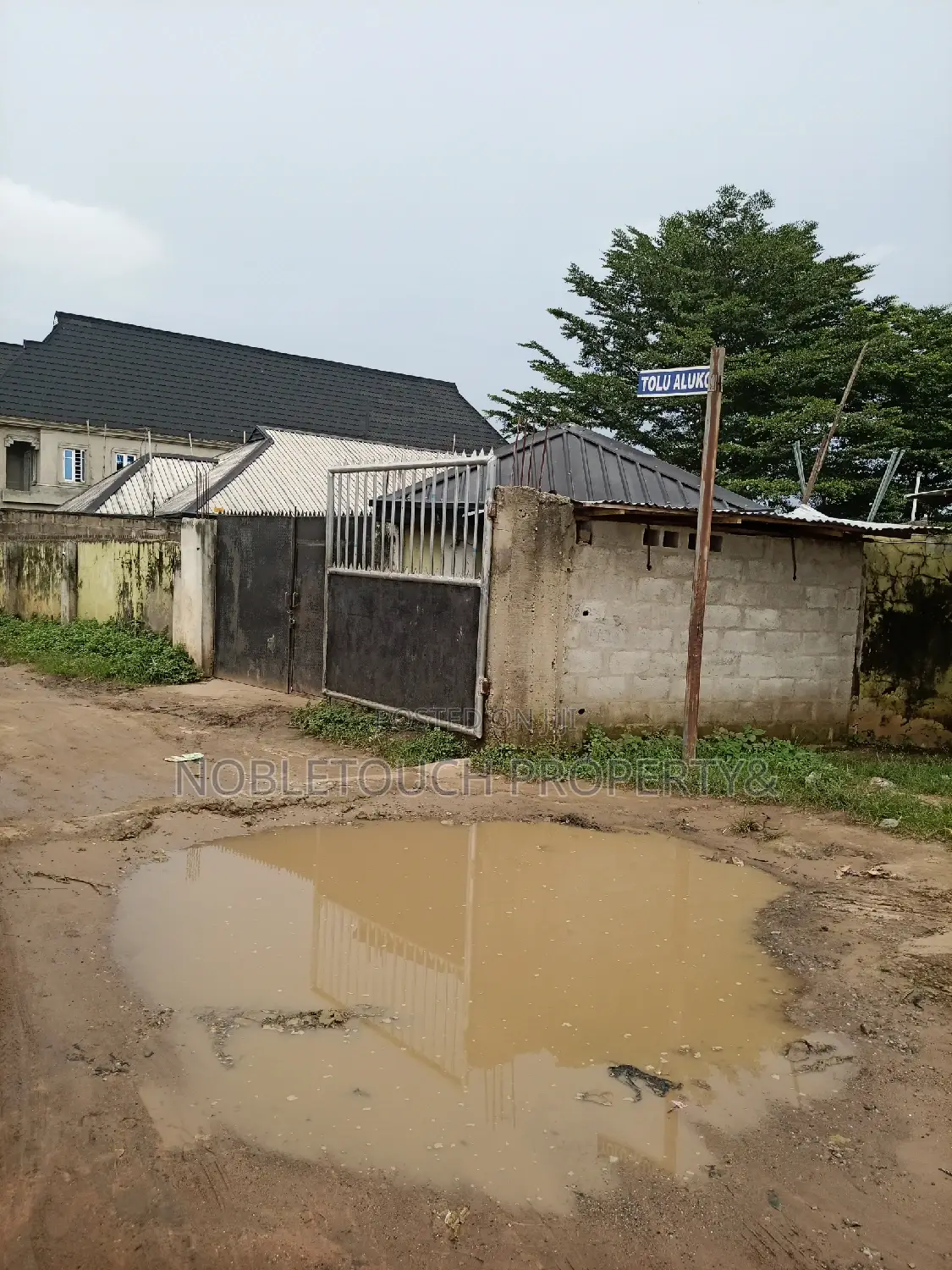 1bdrm Apartment in Ikotun Idimu Road, Council for sale in Council