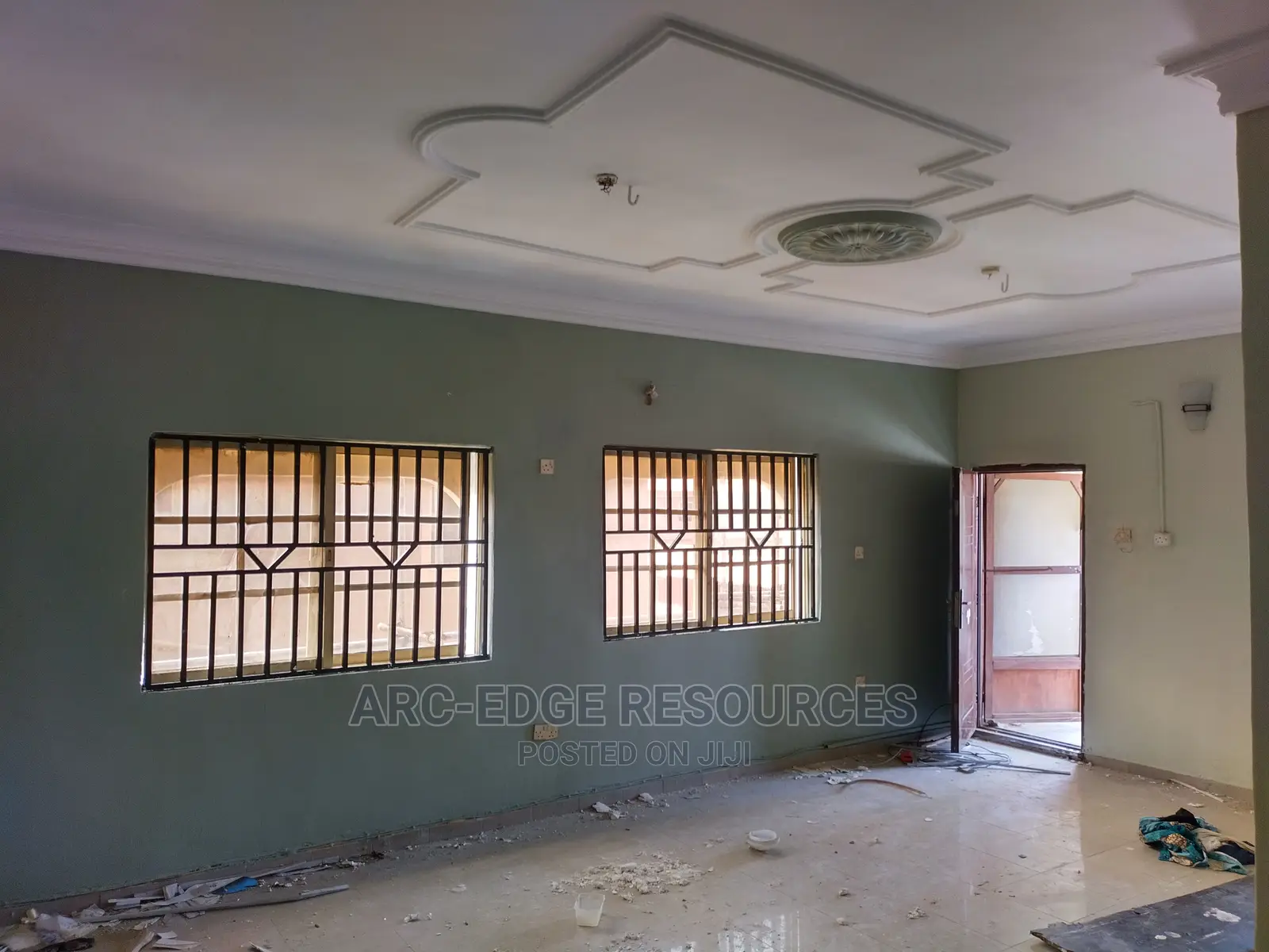 3bdrm Block of Flats in Ago Palace for sale in Ago Palace