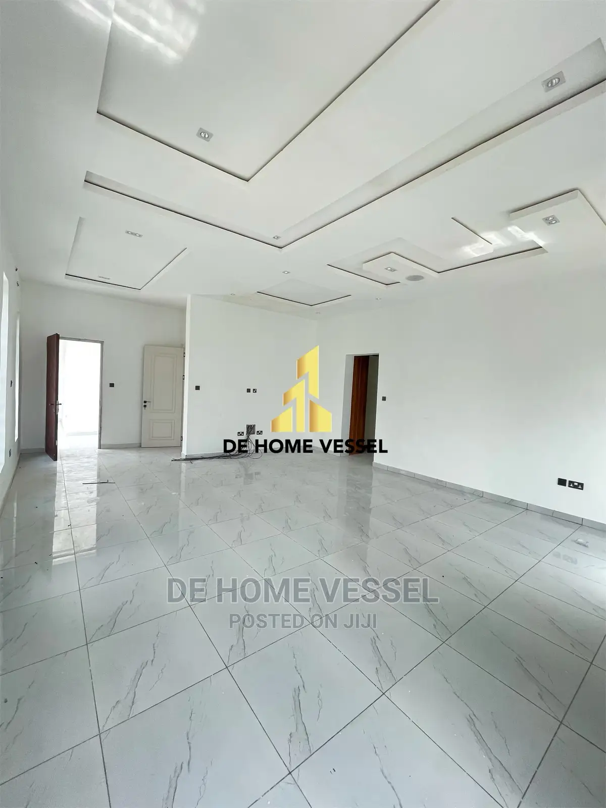 5bdrm Duplex in Lekki for Sale in Lekki