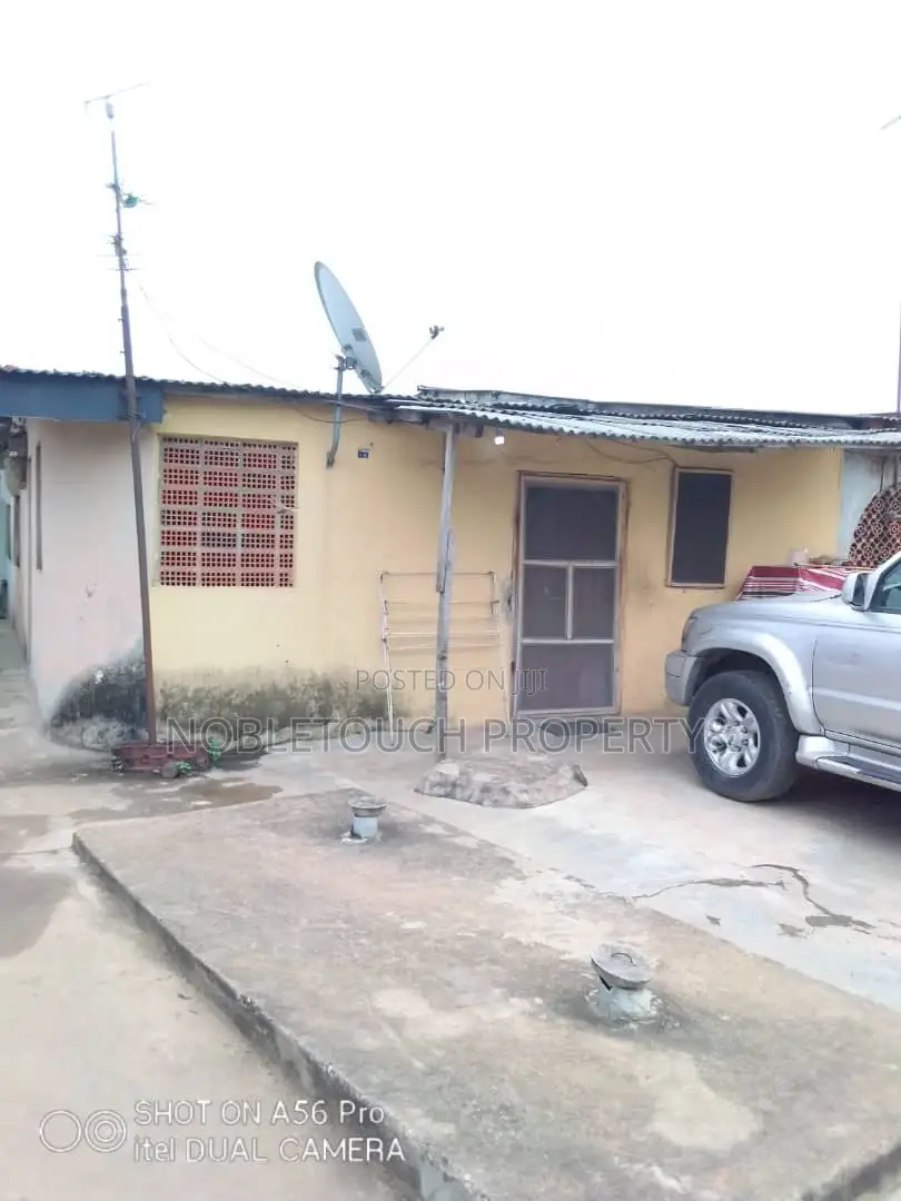 3bdrm Bungalow in Isheri Olofin Lagos for sale in Iseri Olofin