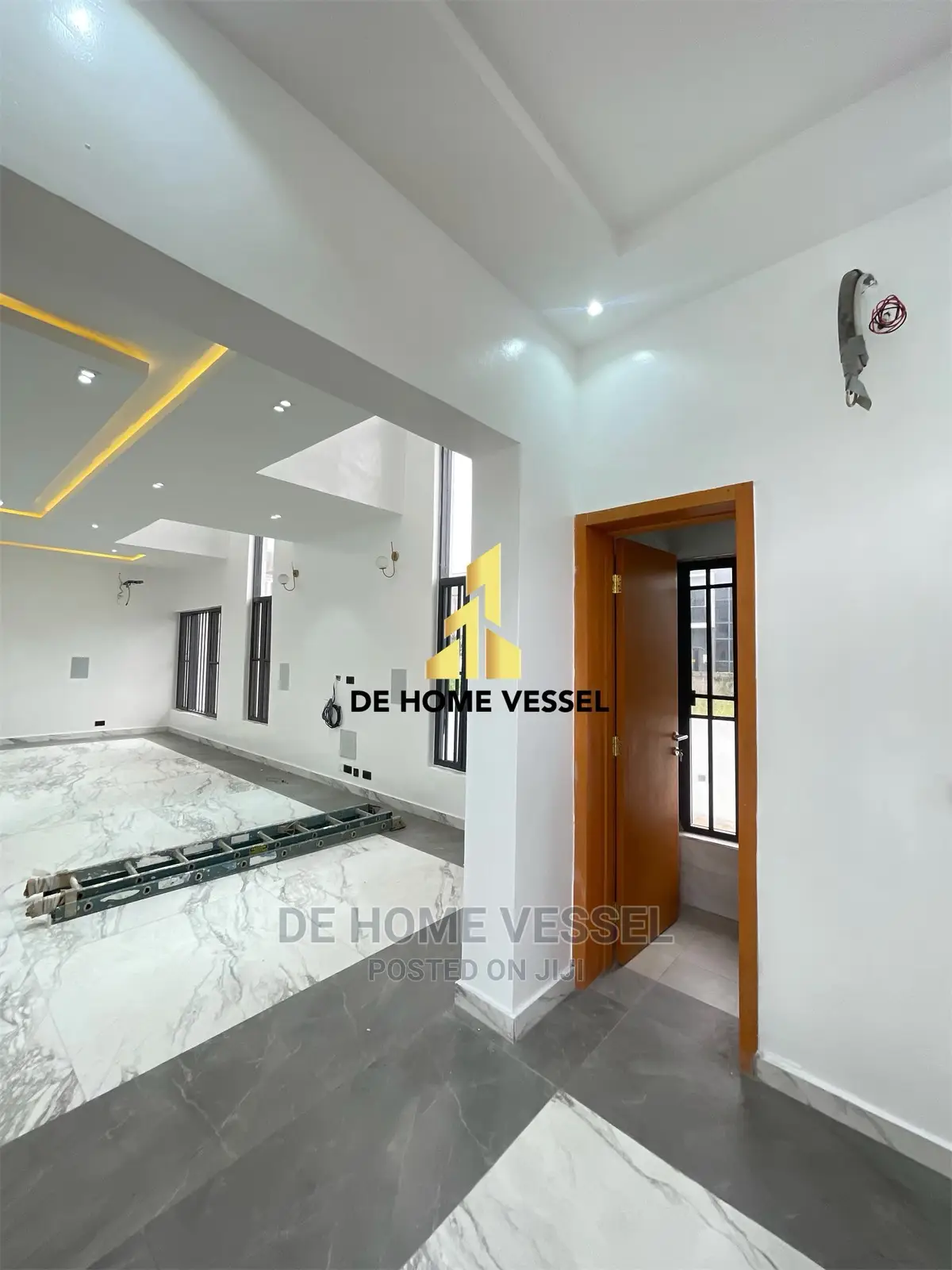 5bdrm Duplex in Lekki for Sale in Lekki