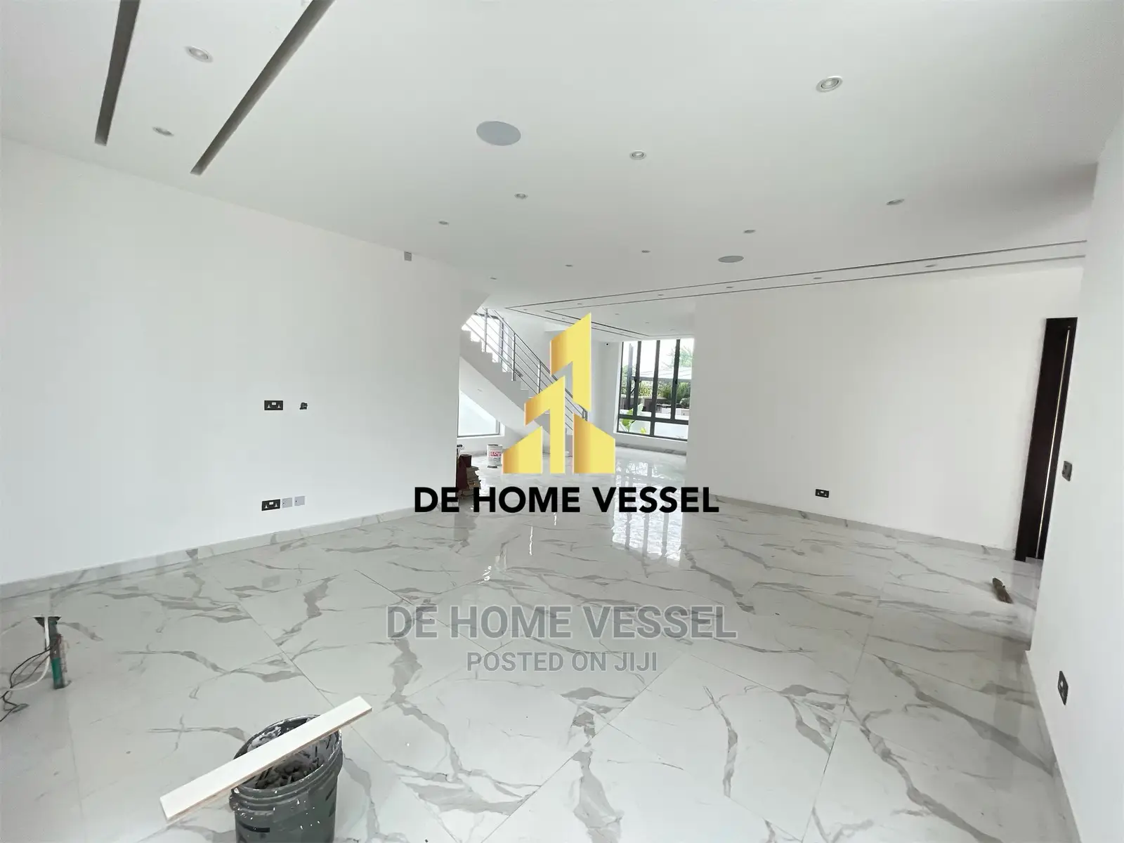 5bdrm Duplex in Lekki for Sale in Lekki