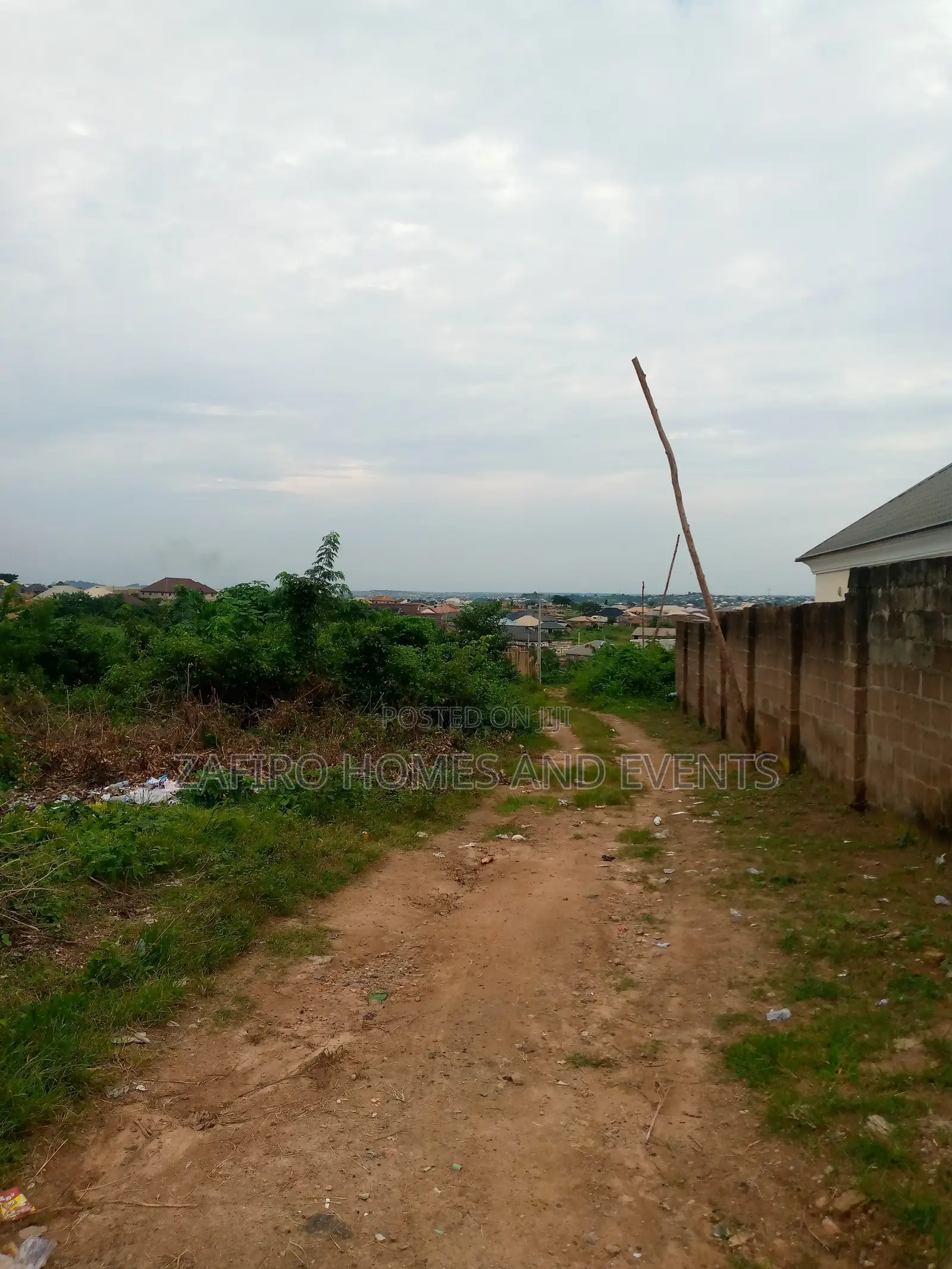 3bdrm Bungalow In Ayegun, Akala Express For Sale in Akala Express