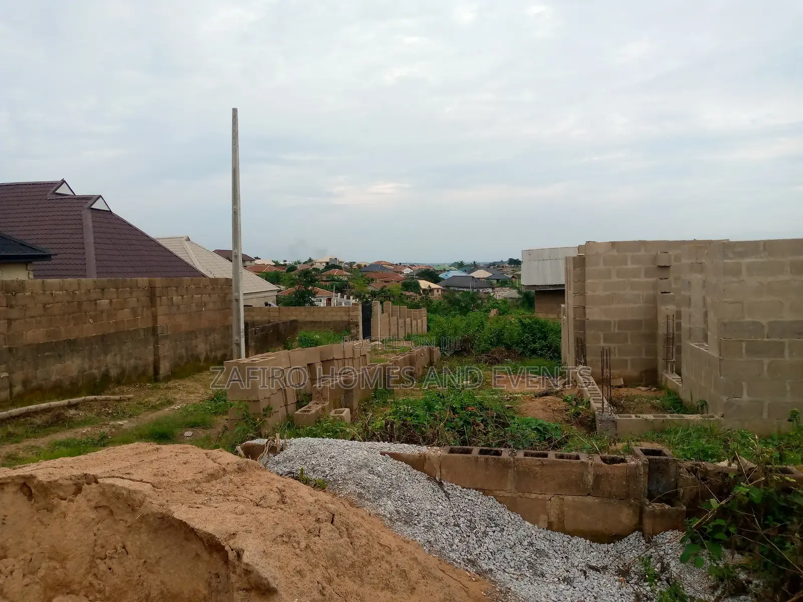 3bdrm Bungalow In Ayegun, Akala Express For Sale in Akala Express