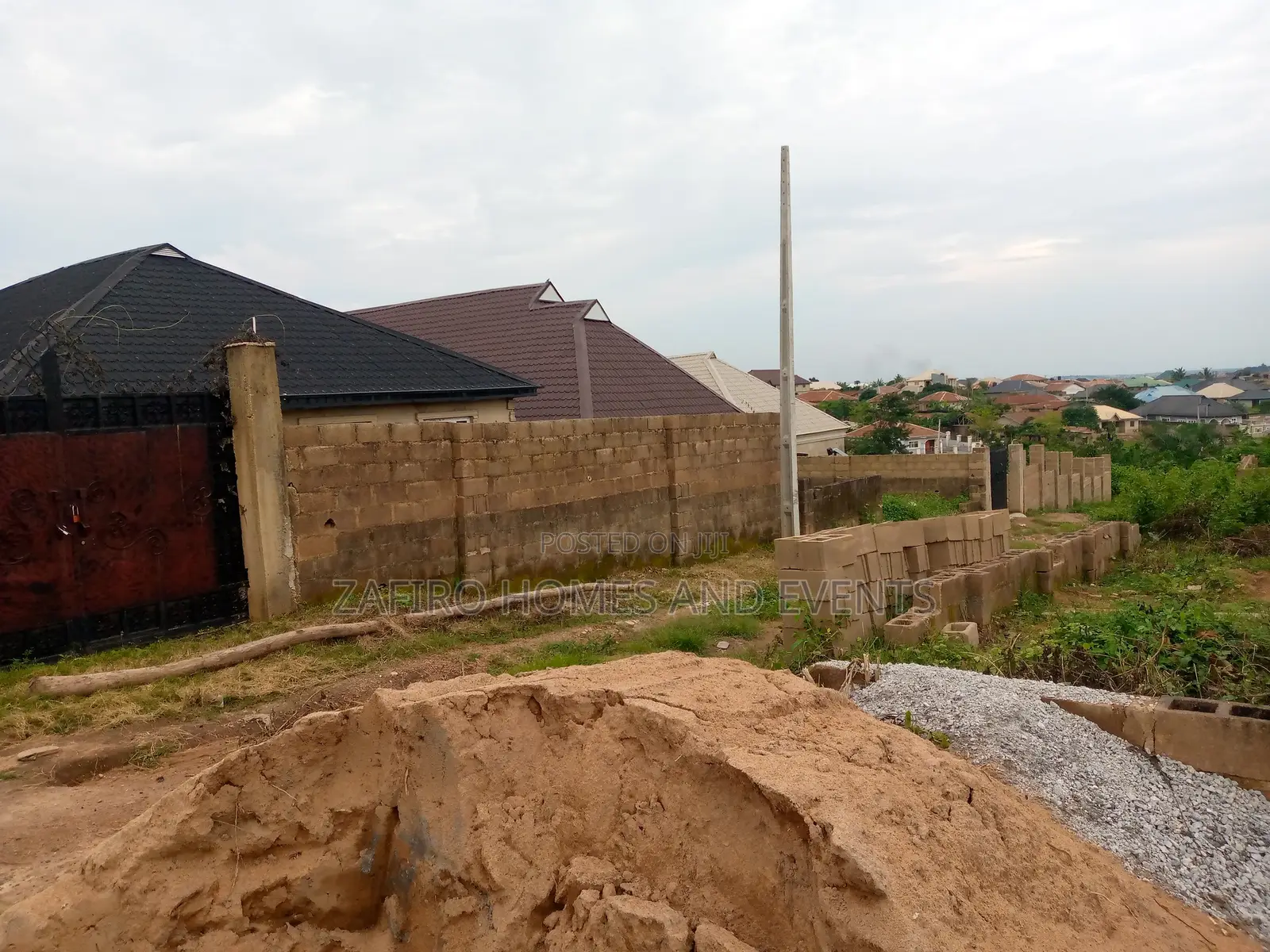 3bdrm Bungalow In Ayegun, Akala Express For Sale in Akala Express