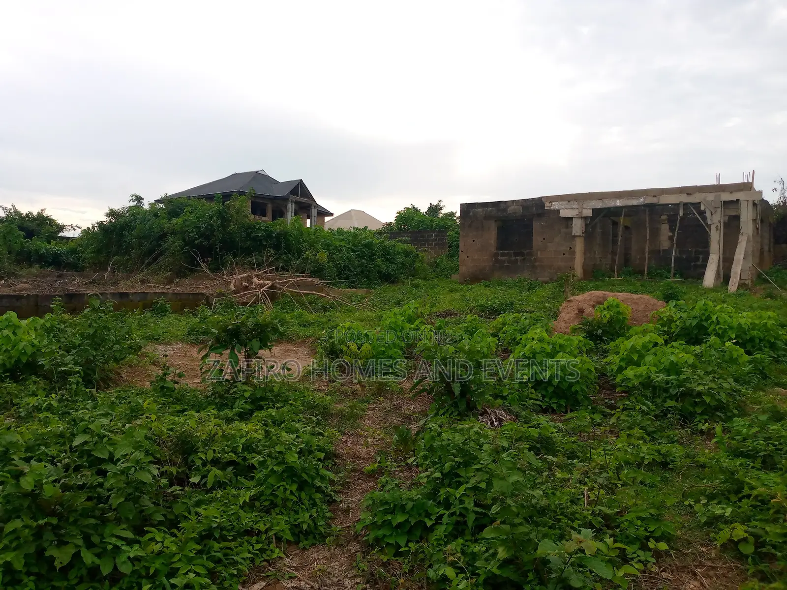 3bdrm Bungalow In Ayegun, Akala Express For Sale in Akala Express