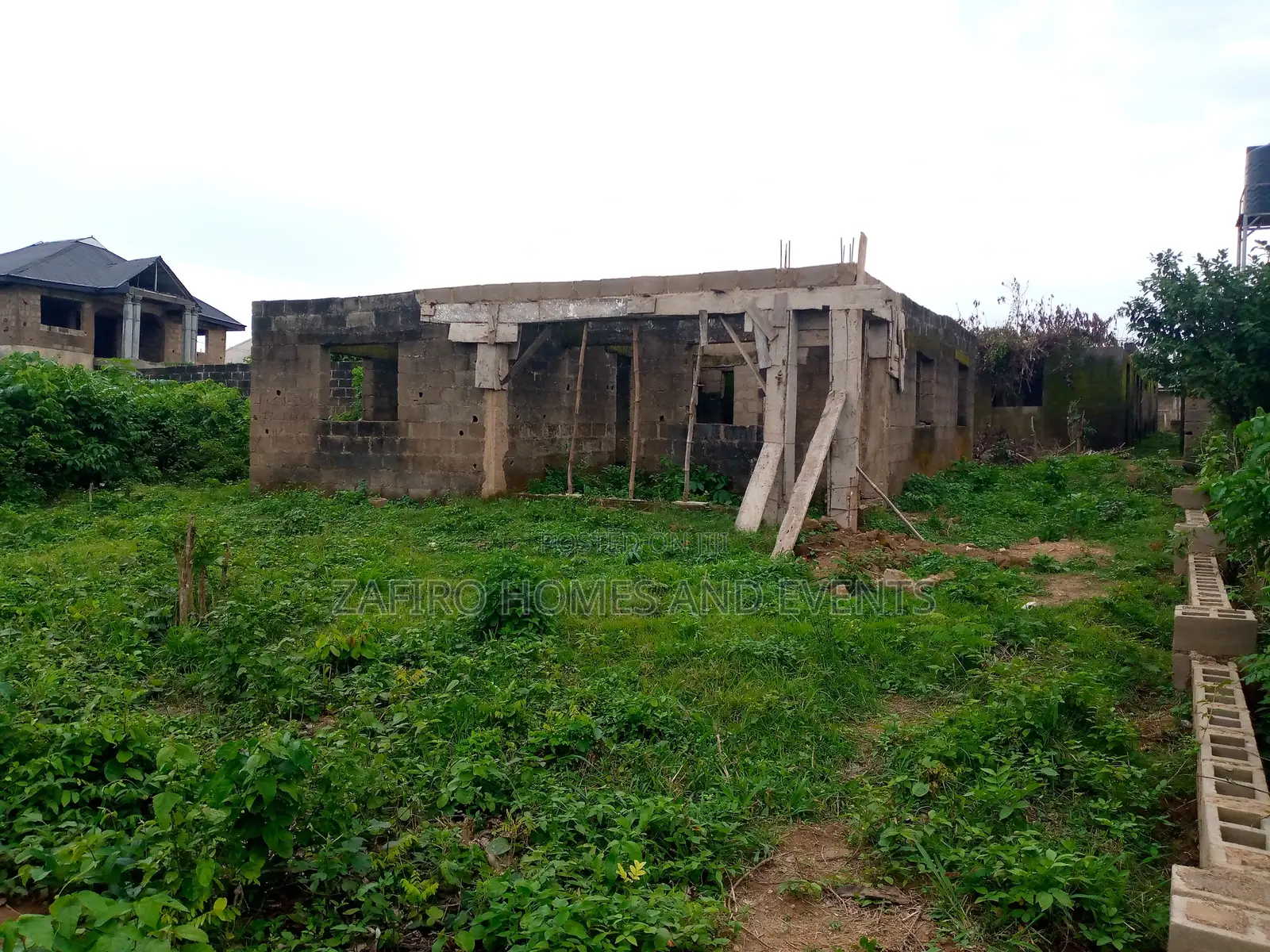 3bdrm Bungalow In Ayegun, Akala Express For Sale in Akala Express