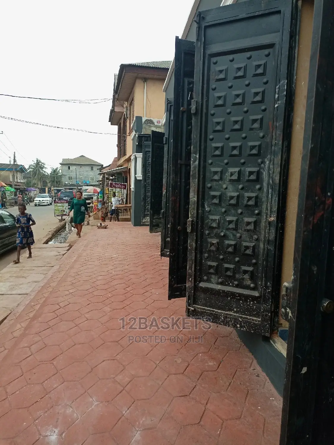 Newly Built Shops Along Isheri Magodo Bus Stop With POP in Berger