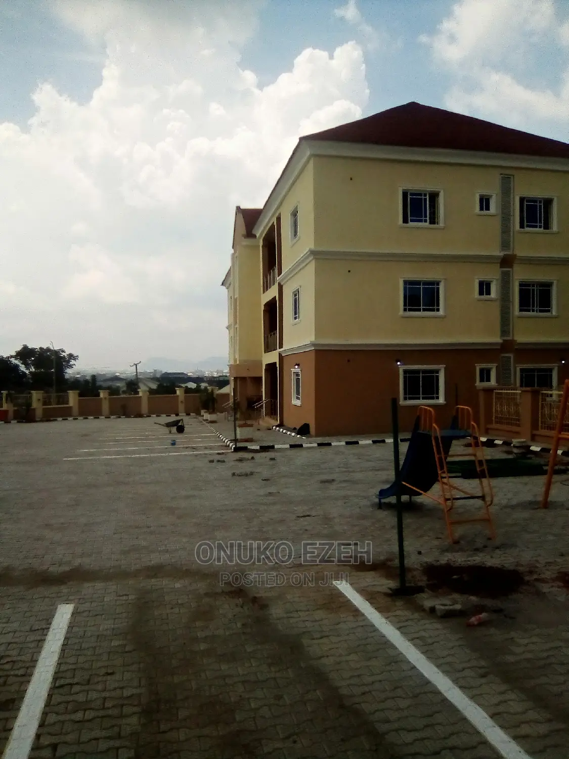3bdrm Block of Flats in Favour Estate, Wuye for rent in Wuye