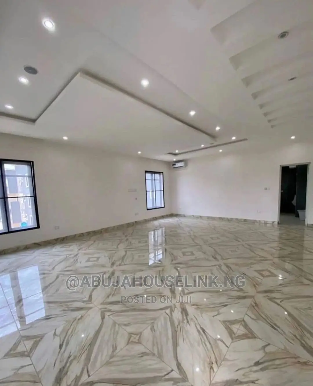 5bdrm Duplex in Katampe Extension for sale in Katampe Extension