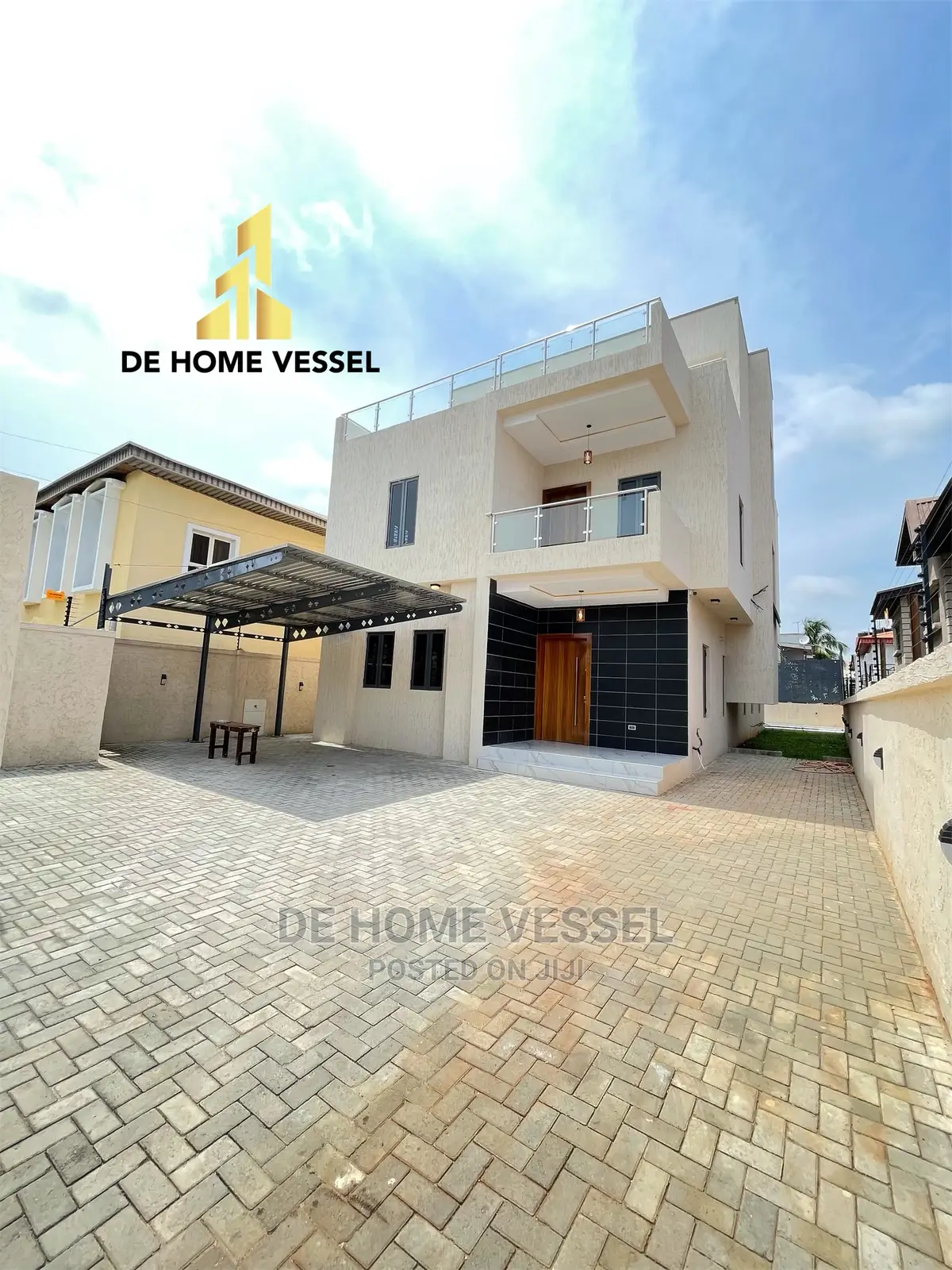 5bdrm Duplex in Lekki Phase 1 for Sale in Lekki Phase 1