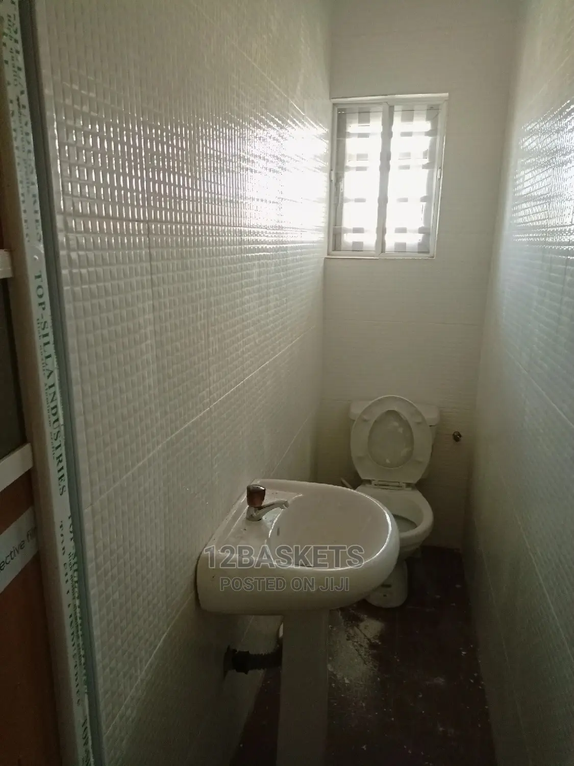 Furnished 3bdrm Apartment in Olawaiye Estate, Magodo Isheri for rent in Magodo Isheri