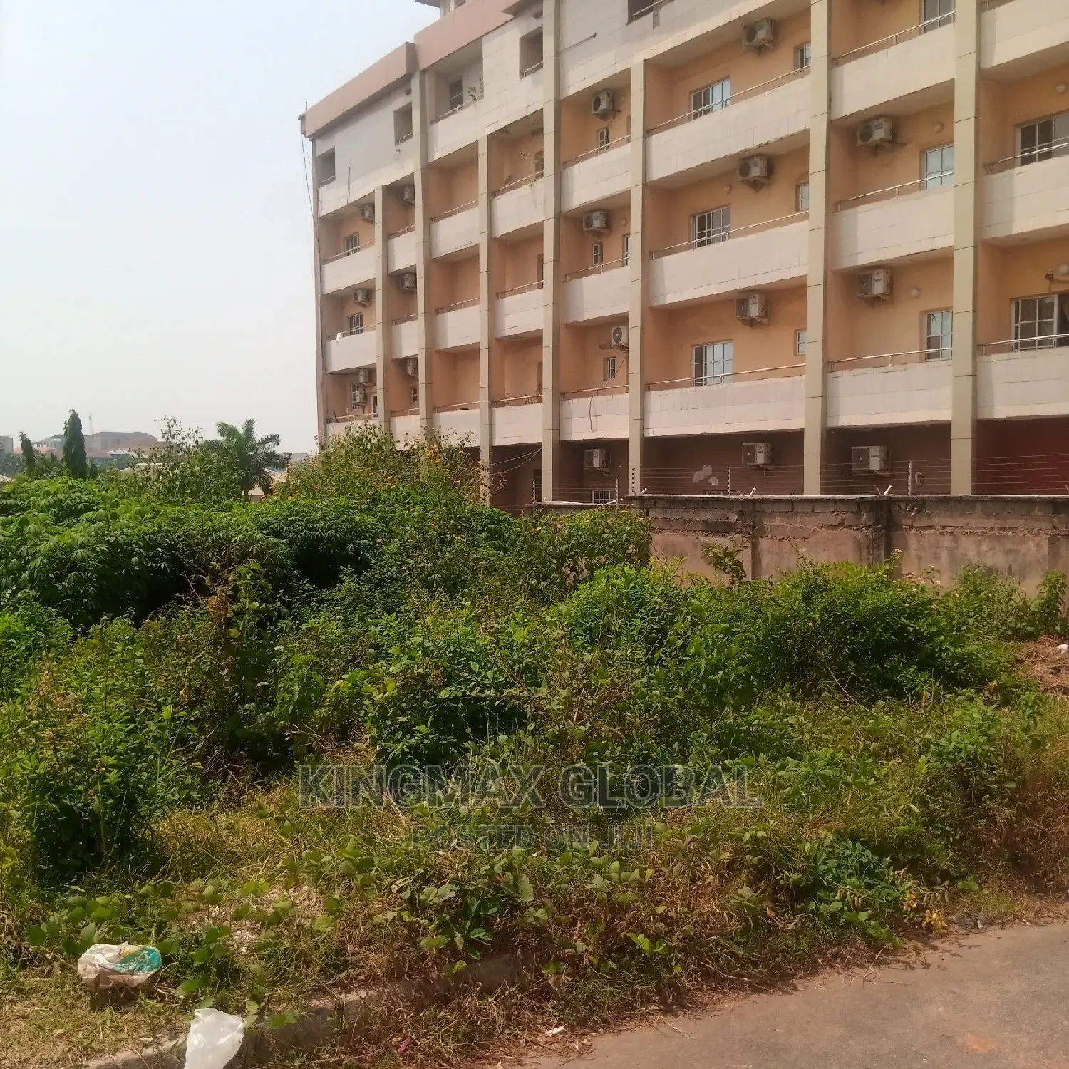 Strategic 1300sqm Residential Plot in Wuye in Wuye
