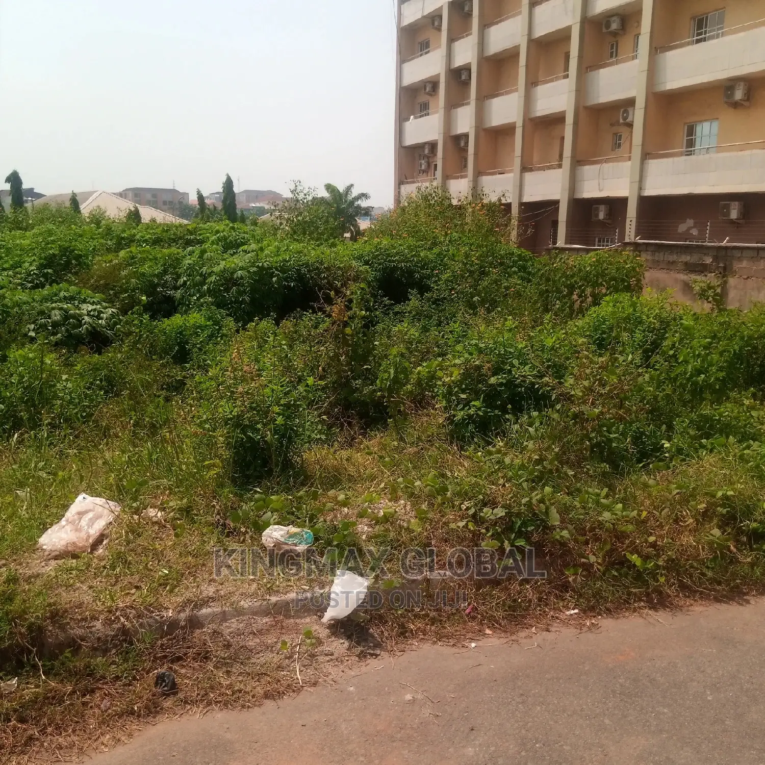 Strategic 1300sqm Residential Plot in Wuye in Wuye