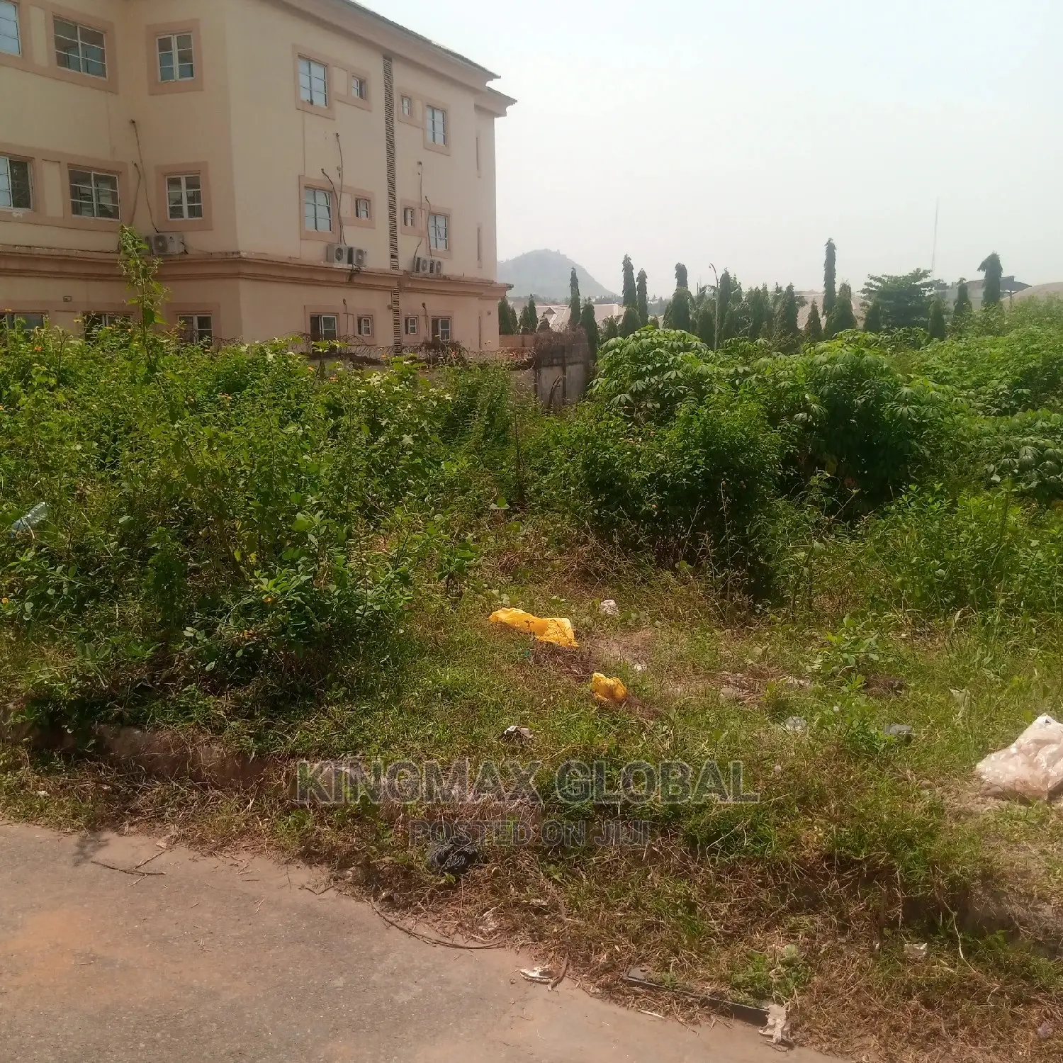 Strategic 1300sqm Residential Plot in Wuye in Wuye