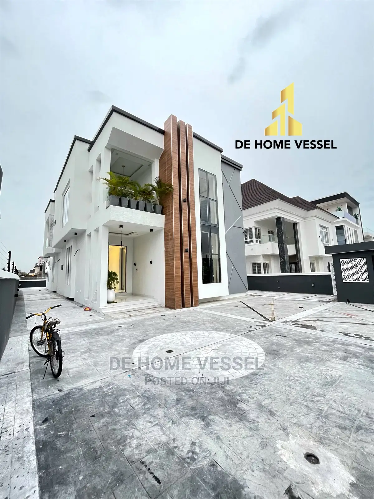 5bdrm Duplex in Osapa London for Sale in Osapa london