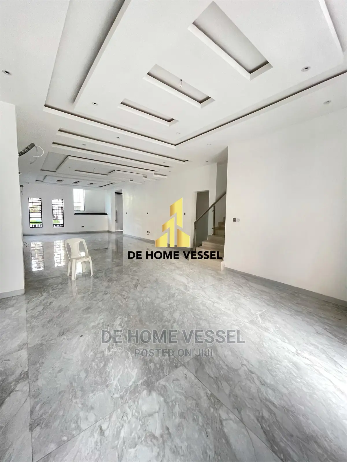 6bdrm Duplex in Ikota for Sale in Ikota