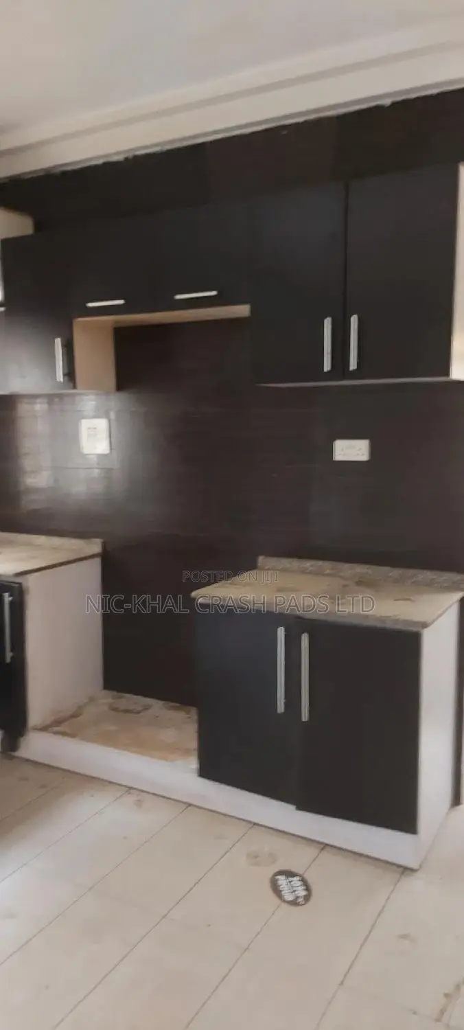 3bdrm Block of Flats in Off 69 Road, Gwarinpa for sale in Gwarinpa