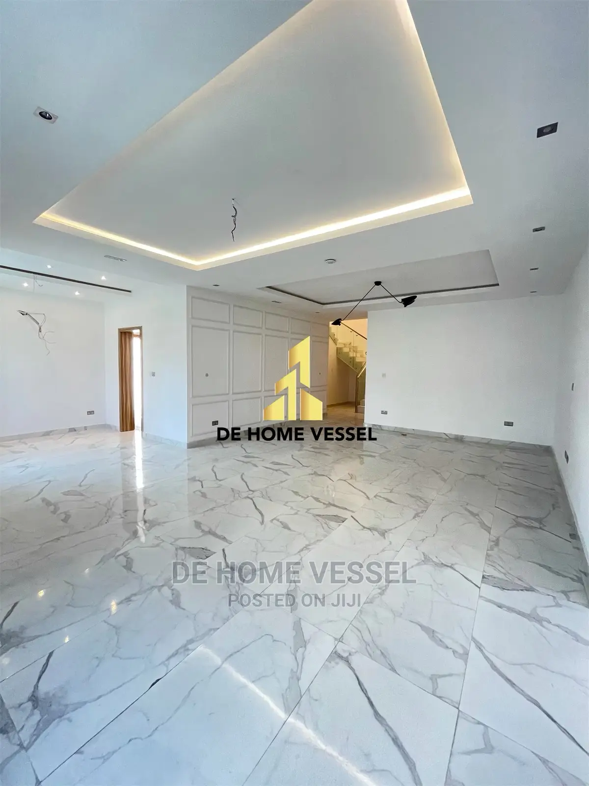 4bdrm Duplex in Ikota for Sale in Ikota