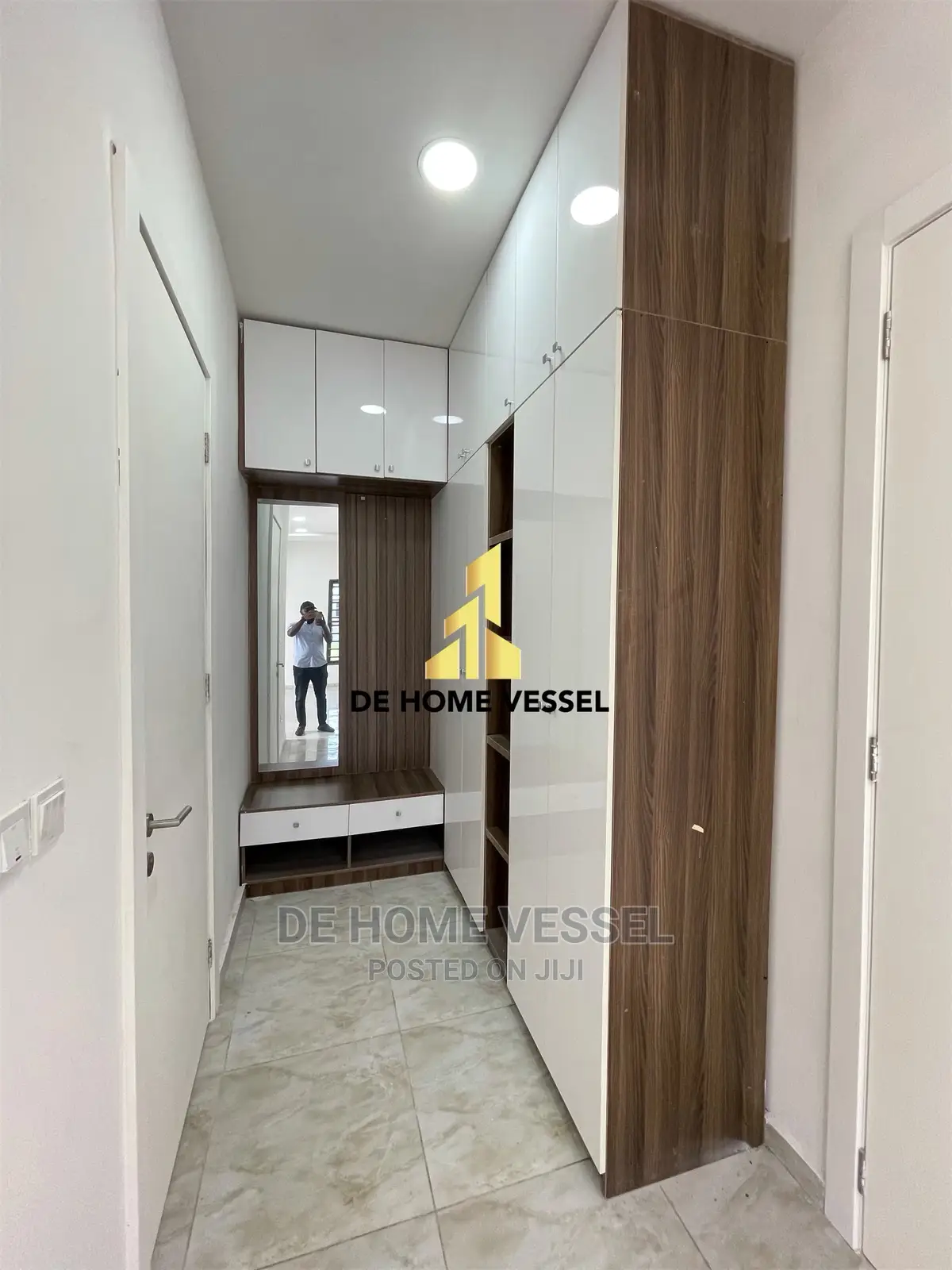 5bdrm Duplex in Ikota for Sale in Ikota