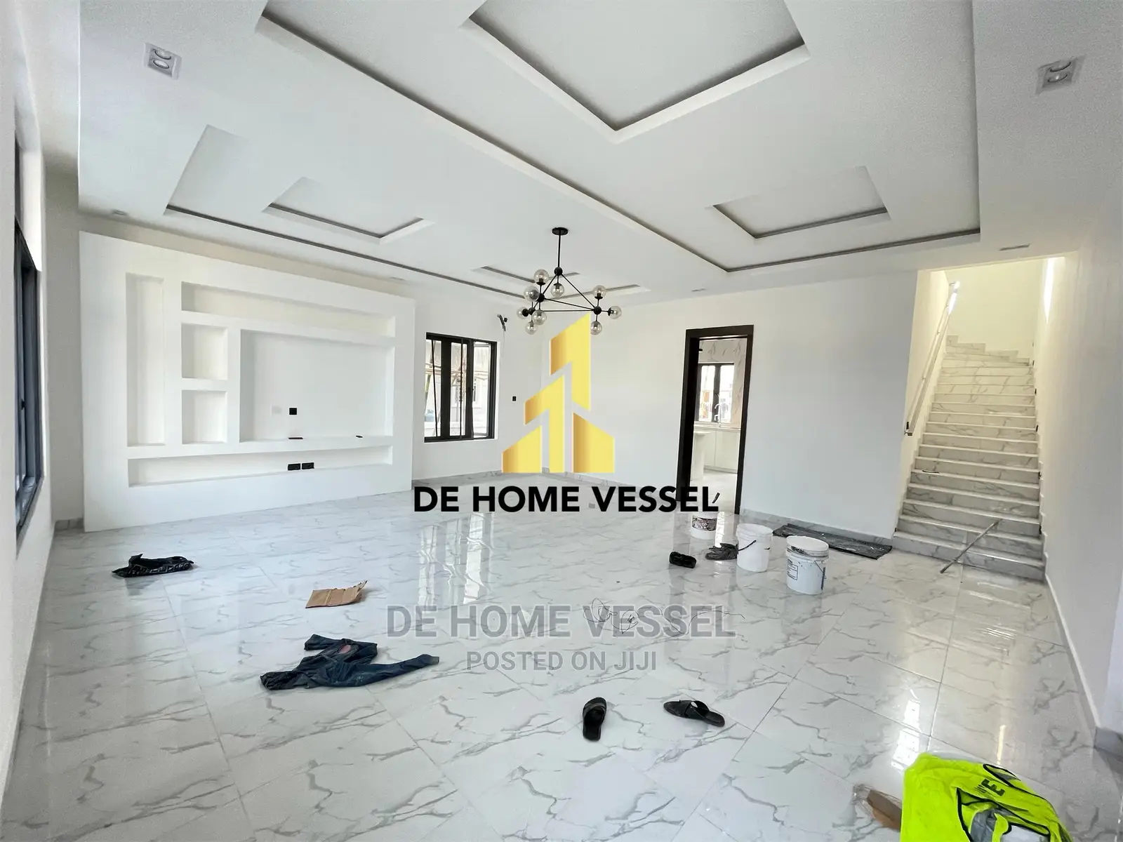 5bdrm Duplex in Osapa London for Sale in Osapa london