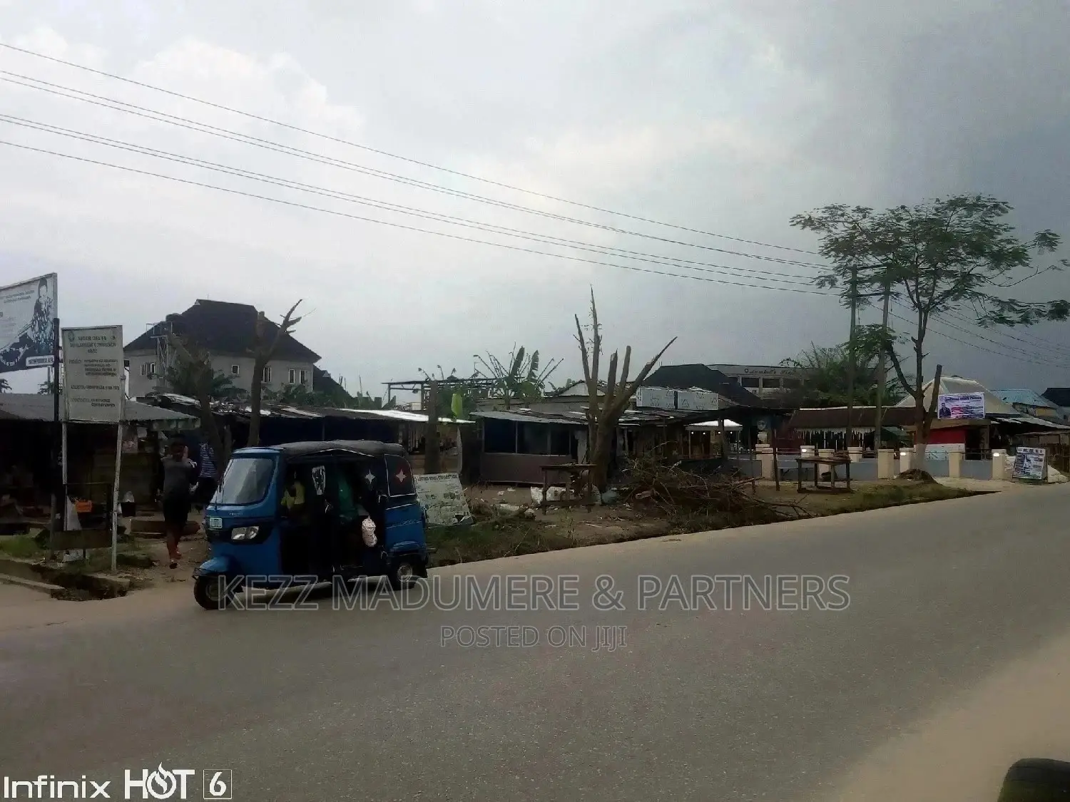 For Sale Land on the Major Sars Road, Ph in Port-Harcourt