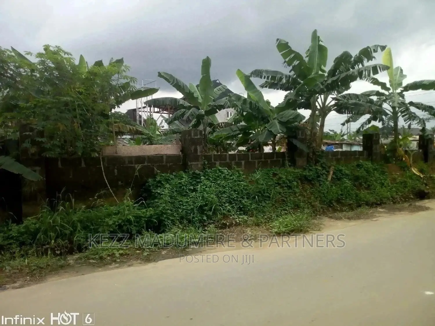 For Sale Land on the Major Sars Road, Ph in Port-Harcourt